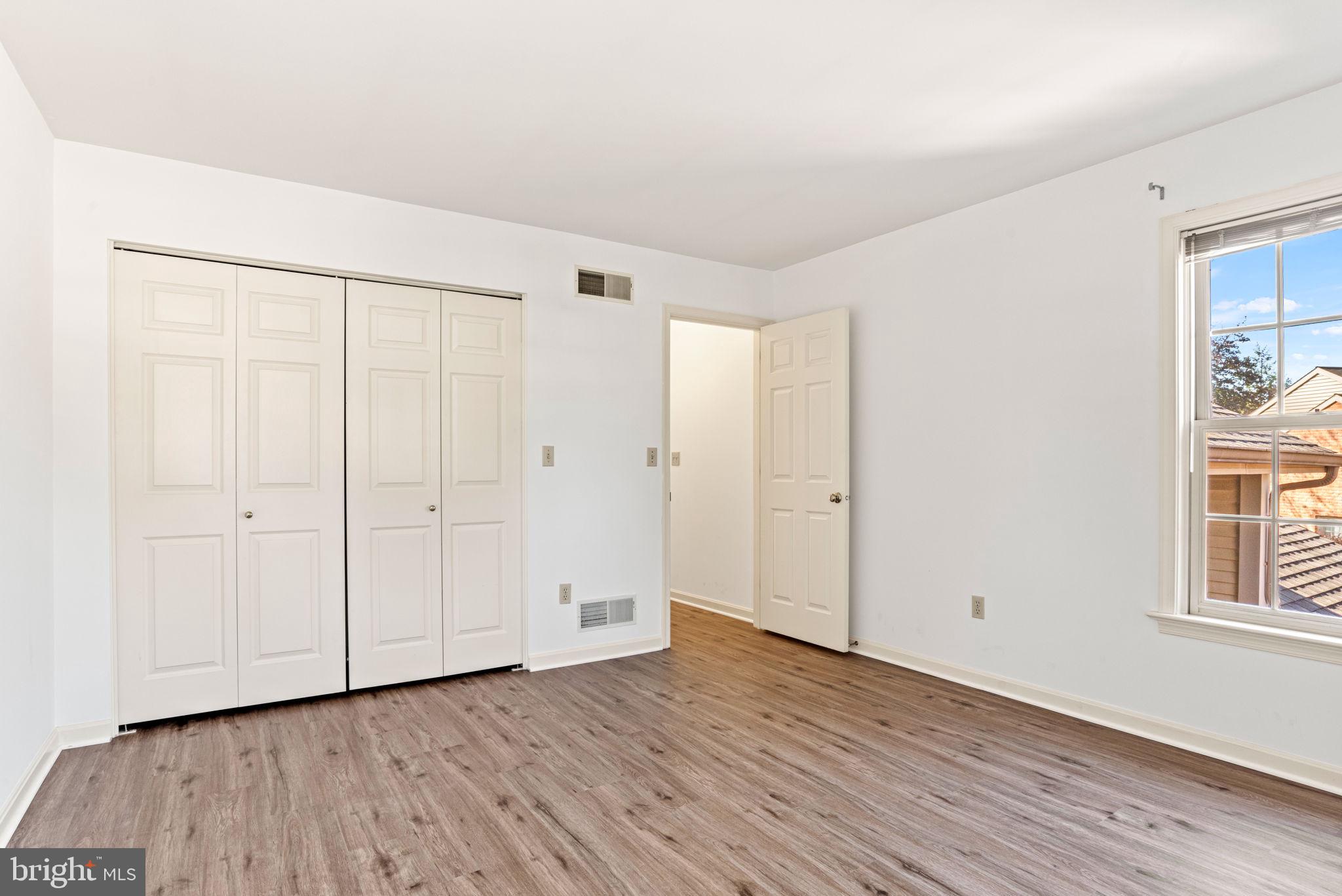 CAMBRIDGE COMMONS - Residential