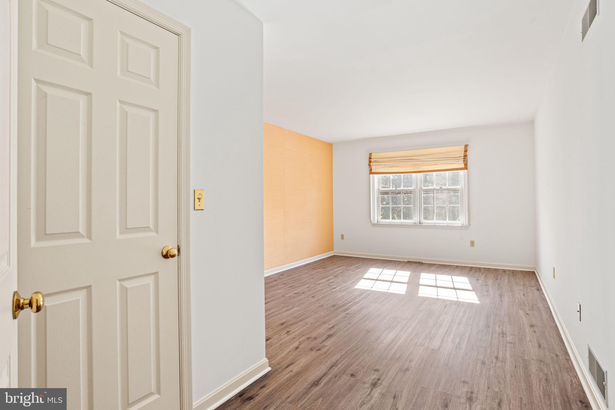 CAMBRIDGE COMMONS - Residential