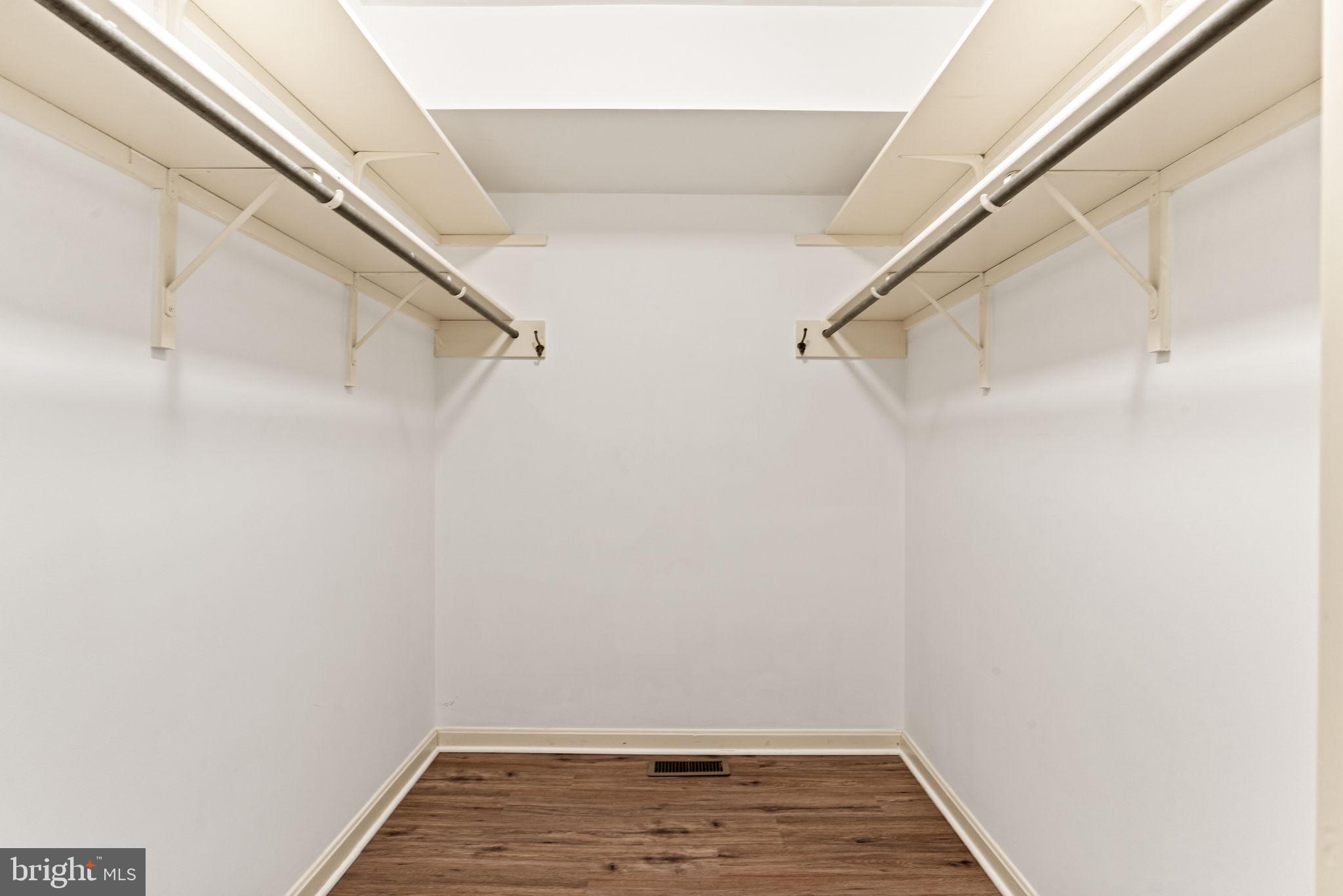 CAMBRIDGE COMMONS - Residential