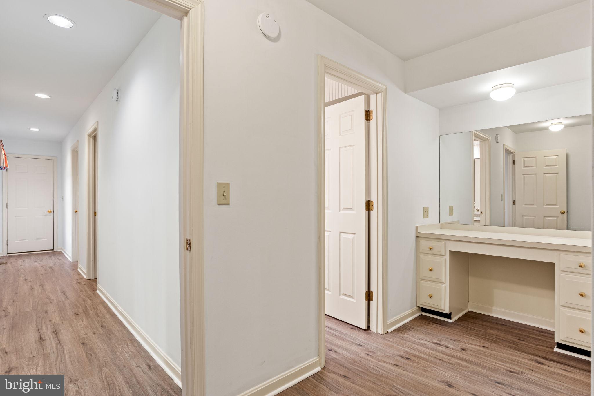 CAMBRIDGE COMMONS - Residential