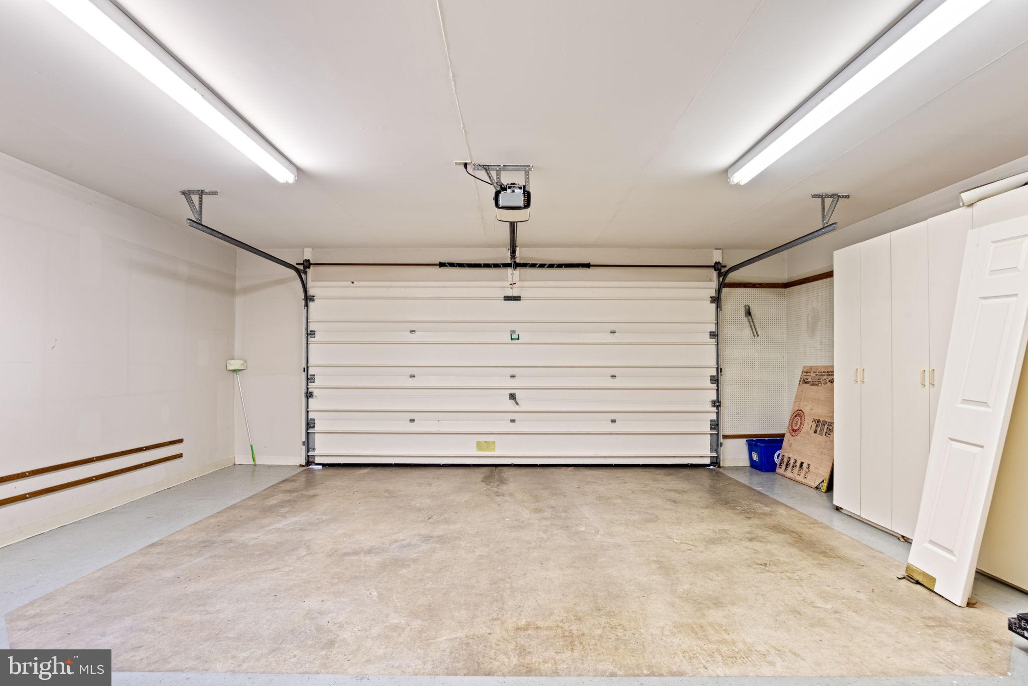 CAMBRIDGE COMMONS - Residential