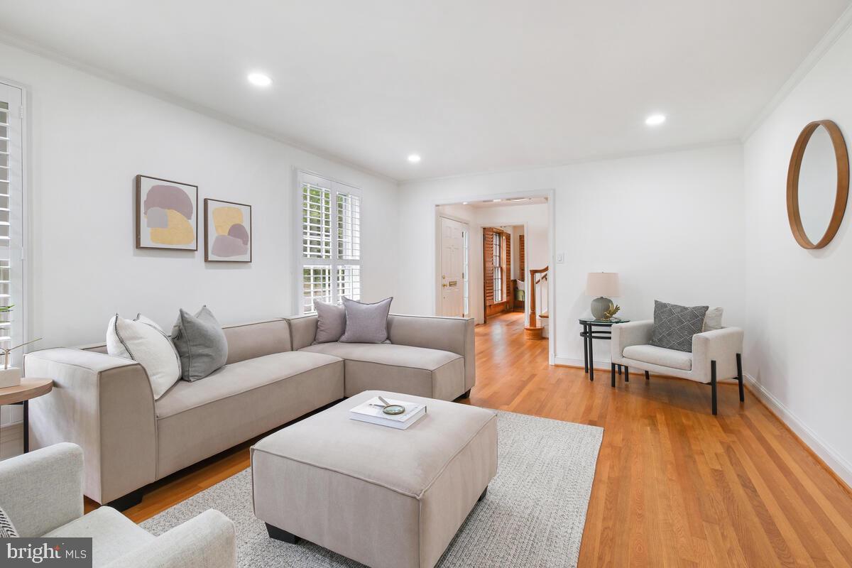 OLD FARM - Residential