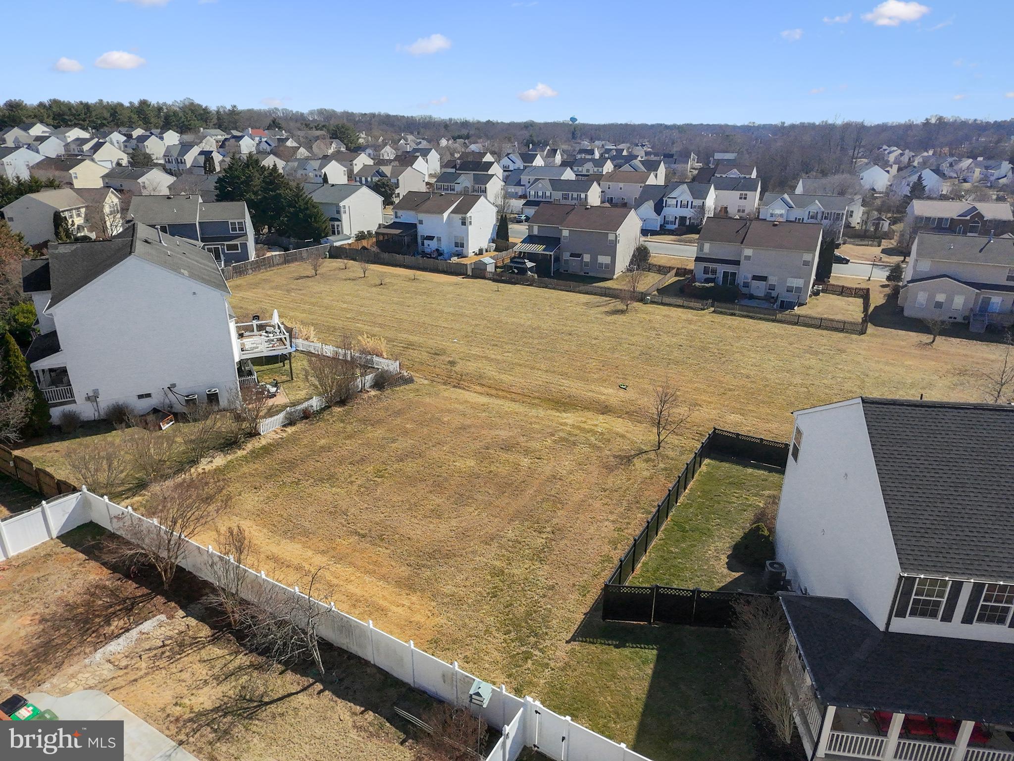 STRATFORD PLACE - Residential