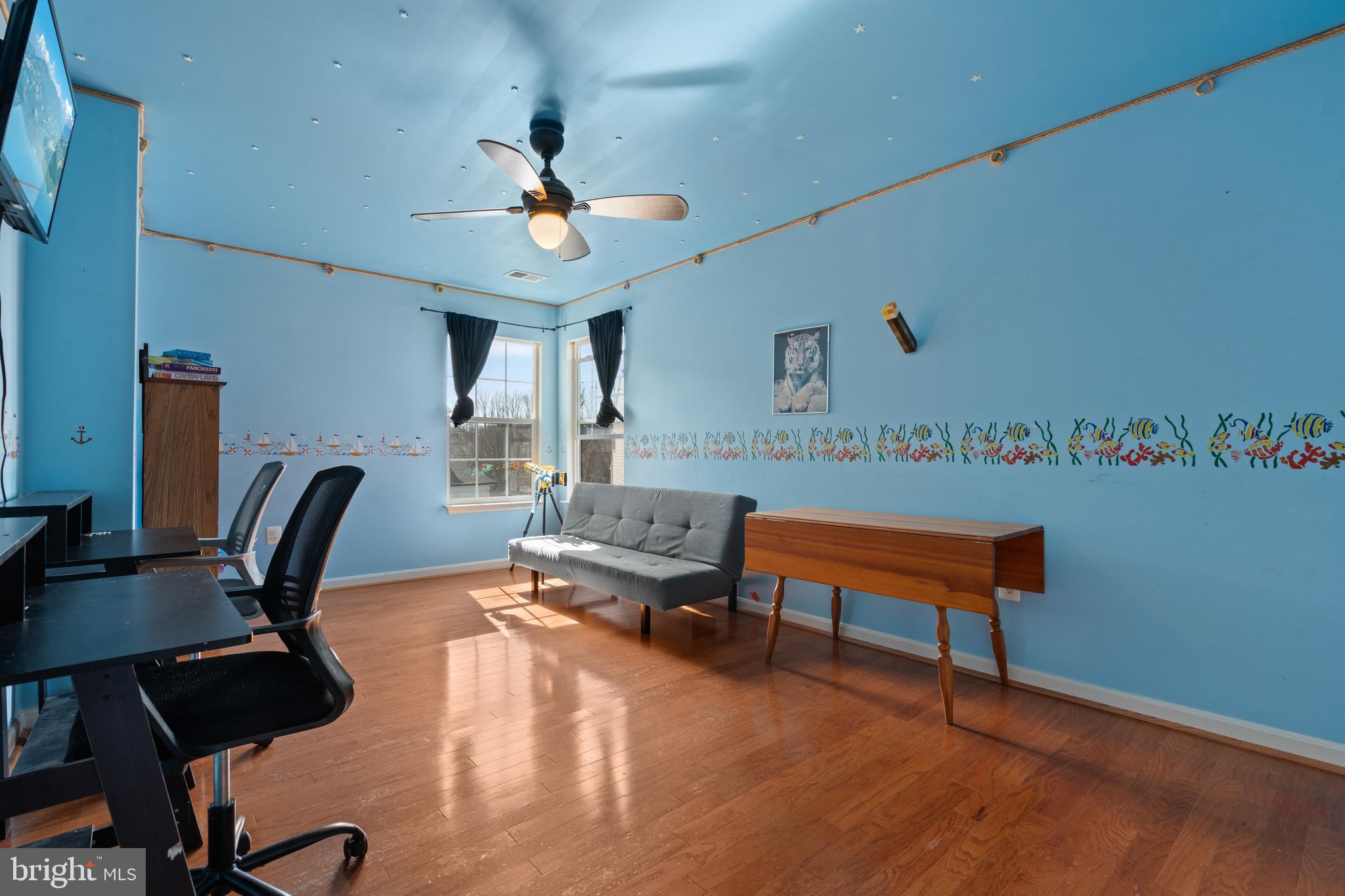 STRATFORD PLACE - Residential