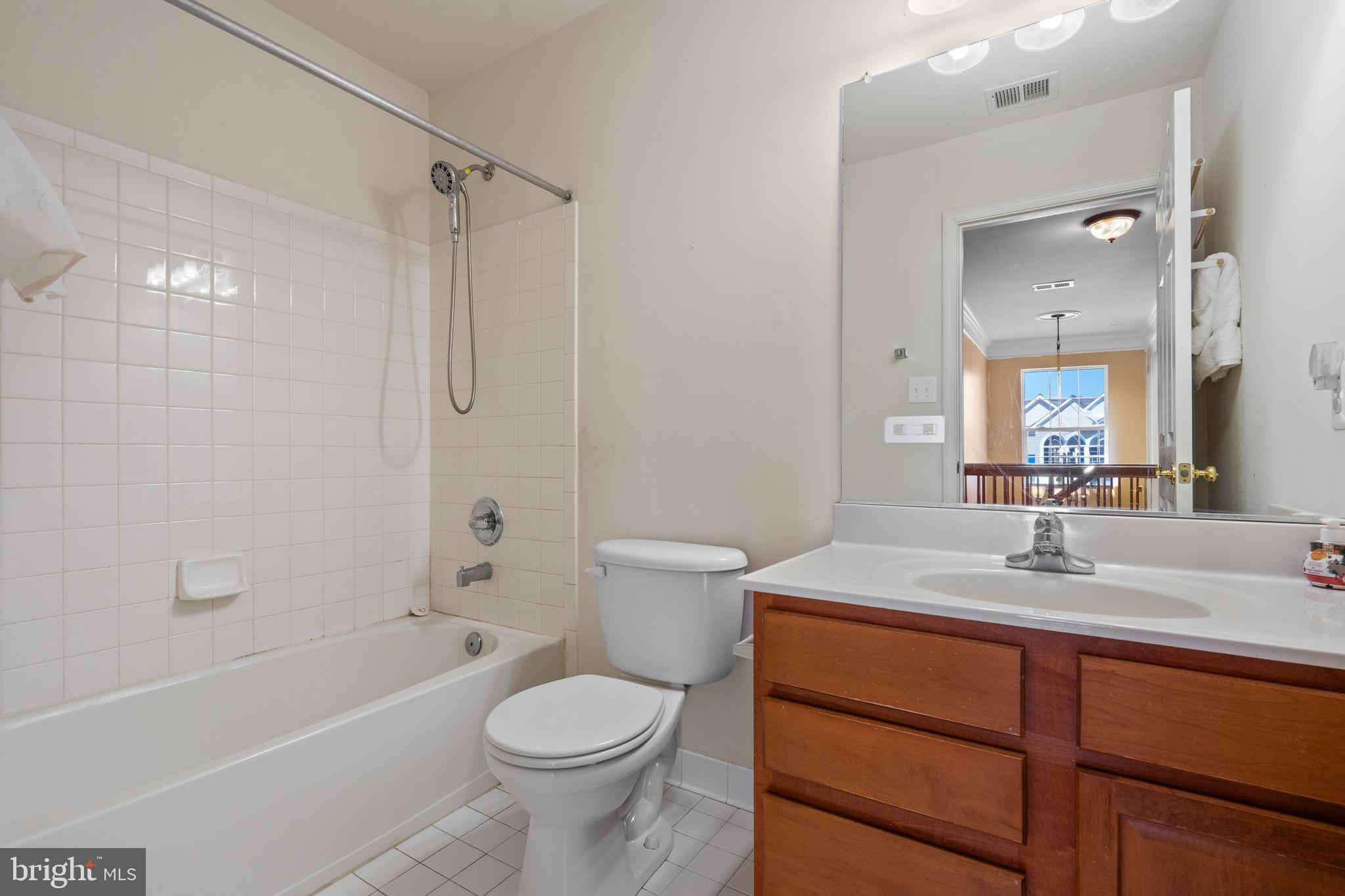 STRATFORD PLACE - Residential