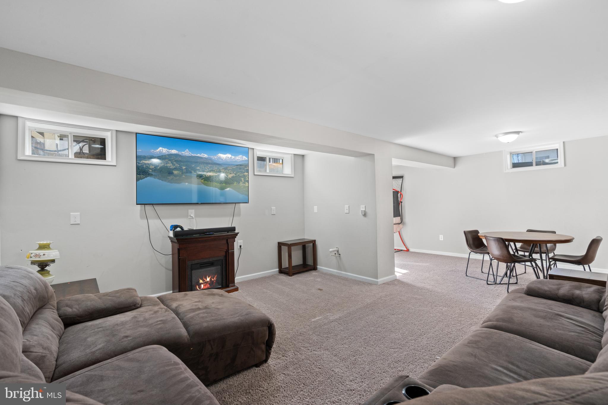 STRATFORD PLACE - Residential