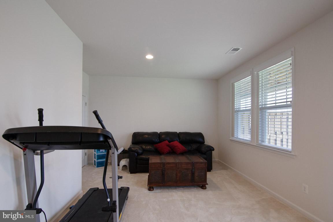 FIELDSTONE - Residential