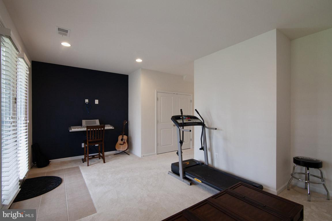 FIELDSTONE - Residential