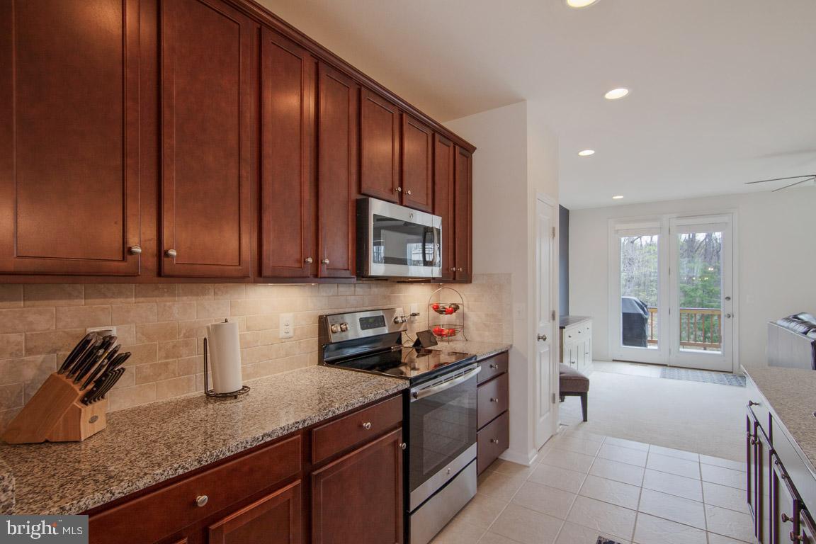 FIELDSTONE - Residential