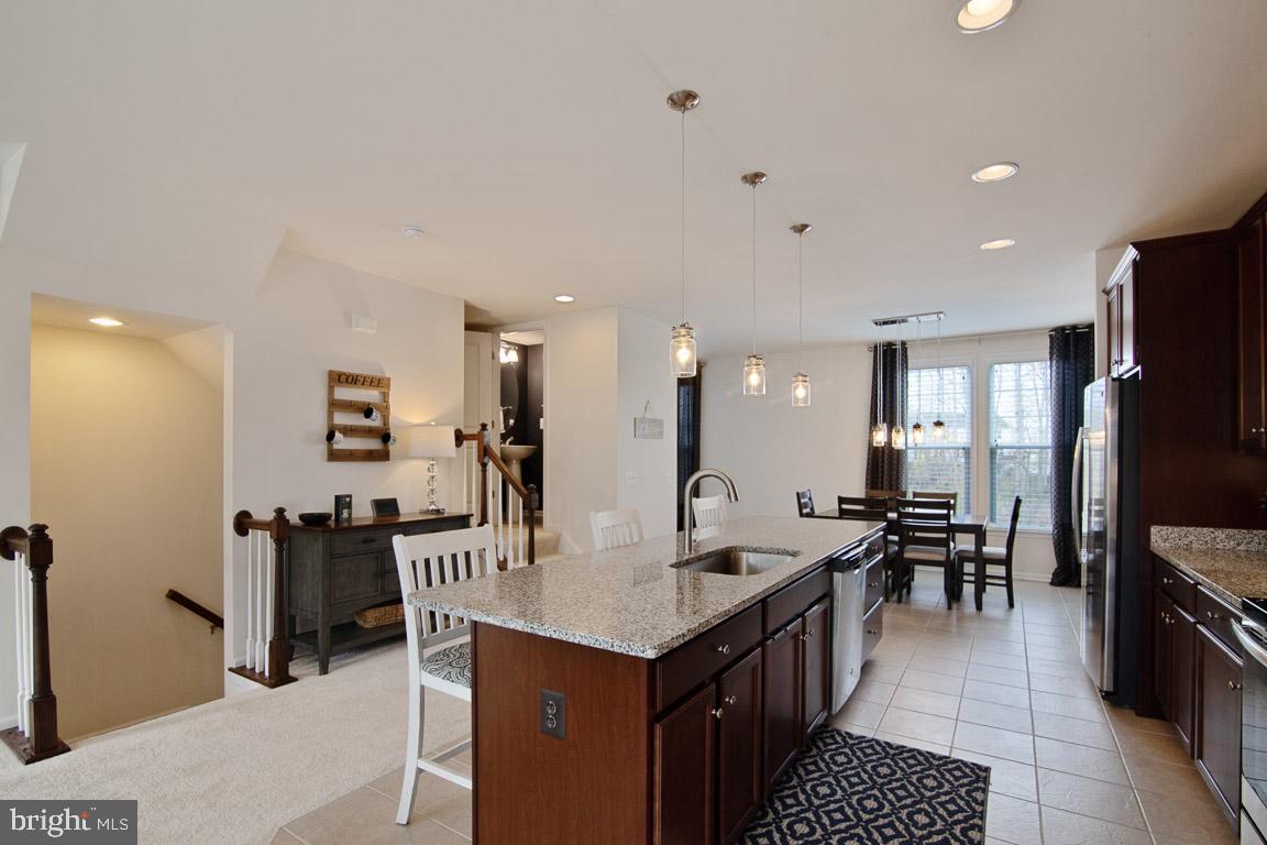 FIELDSTONE - Residential