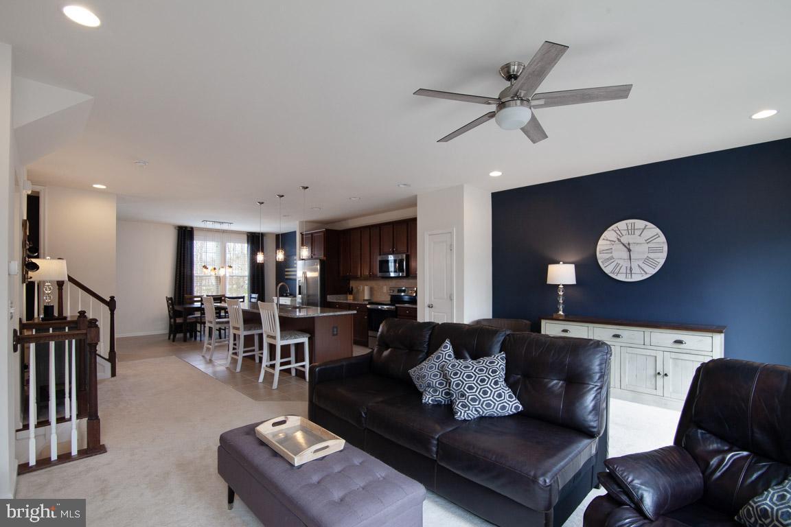 FIELDSTONE - Residential