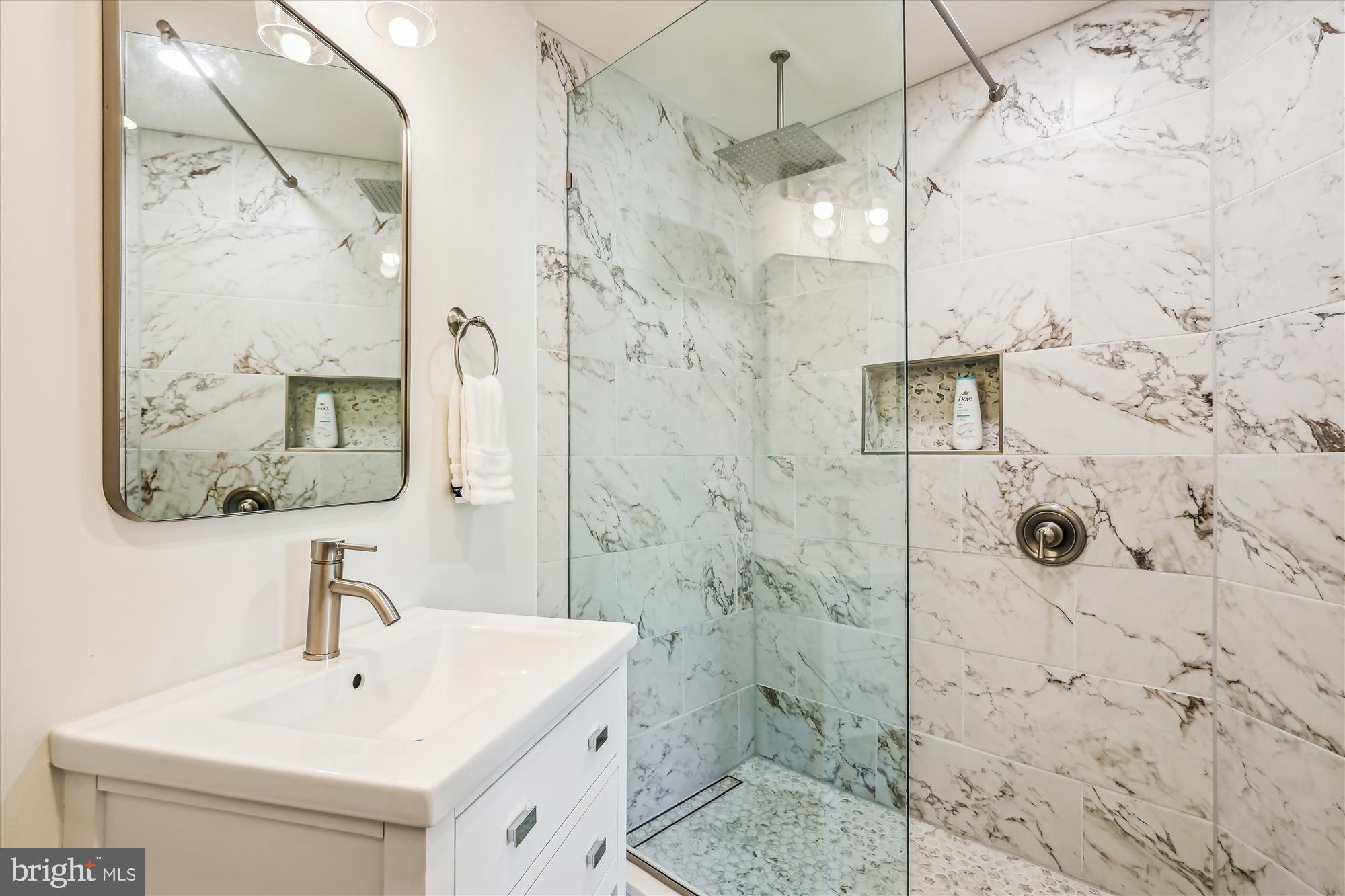 CROSSFIELDS - Residential