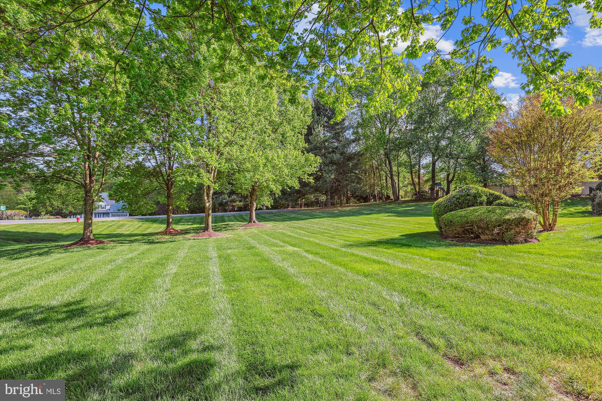 CROSSFIELDS - Residential