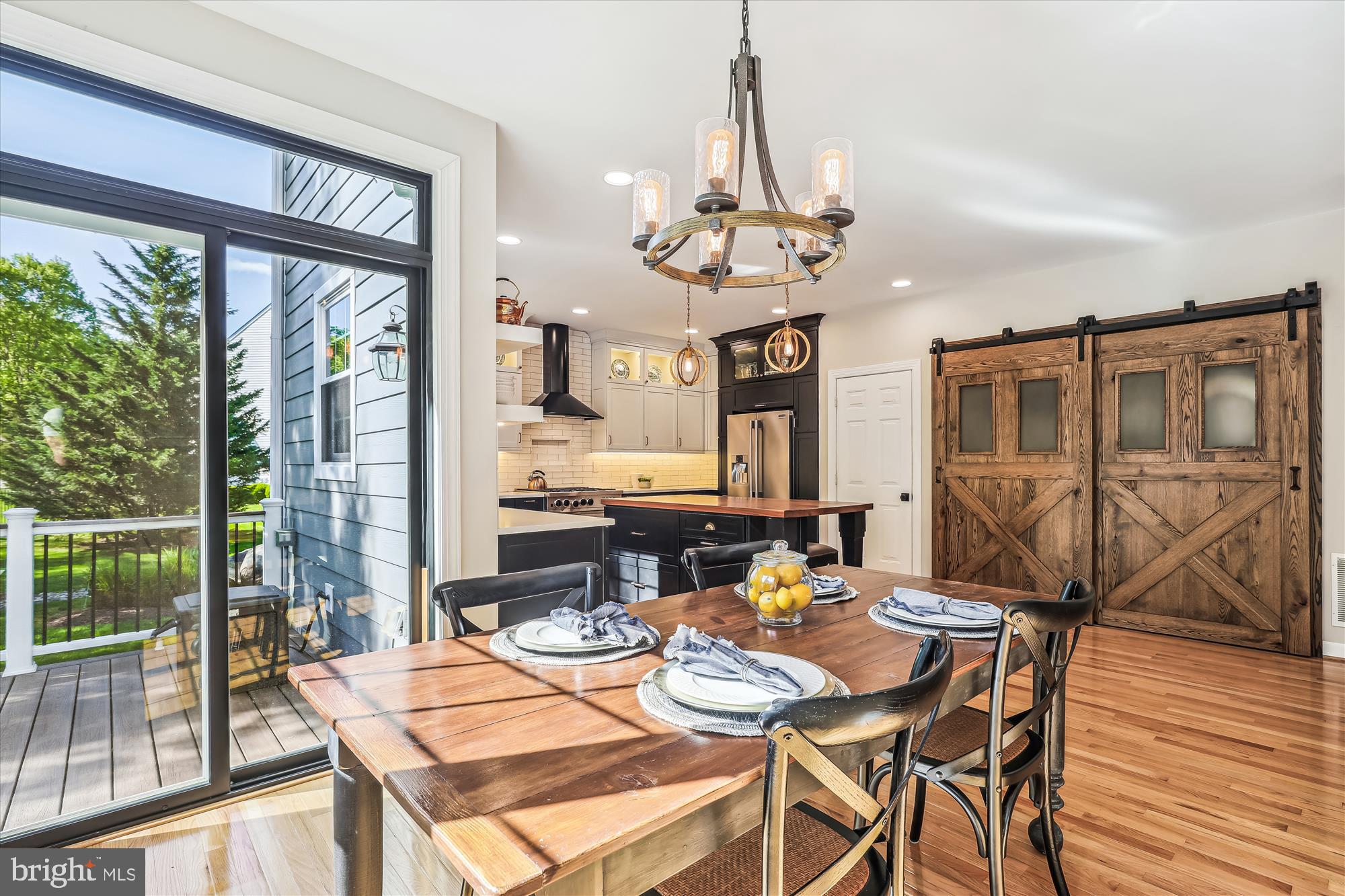 CROSSFIELDS - Residential