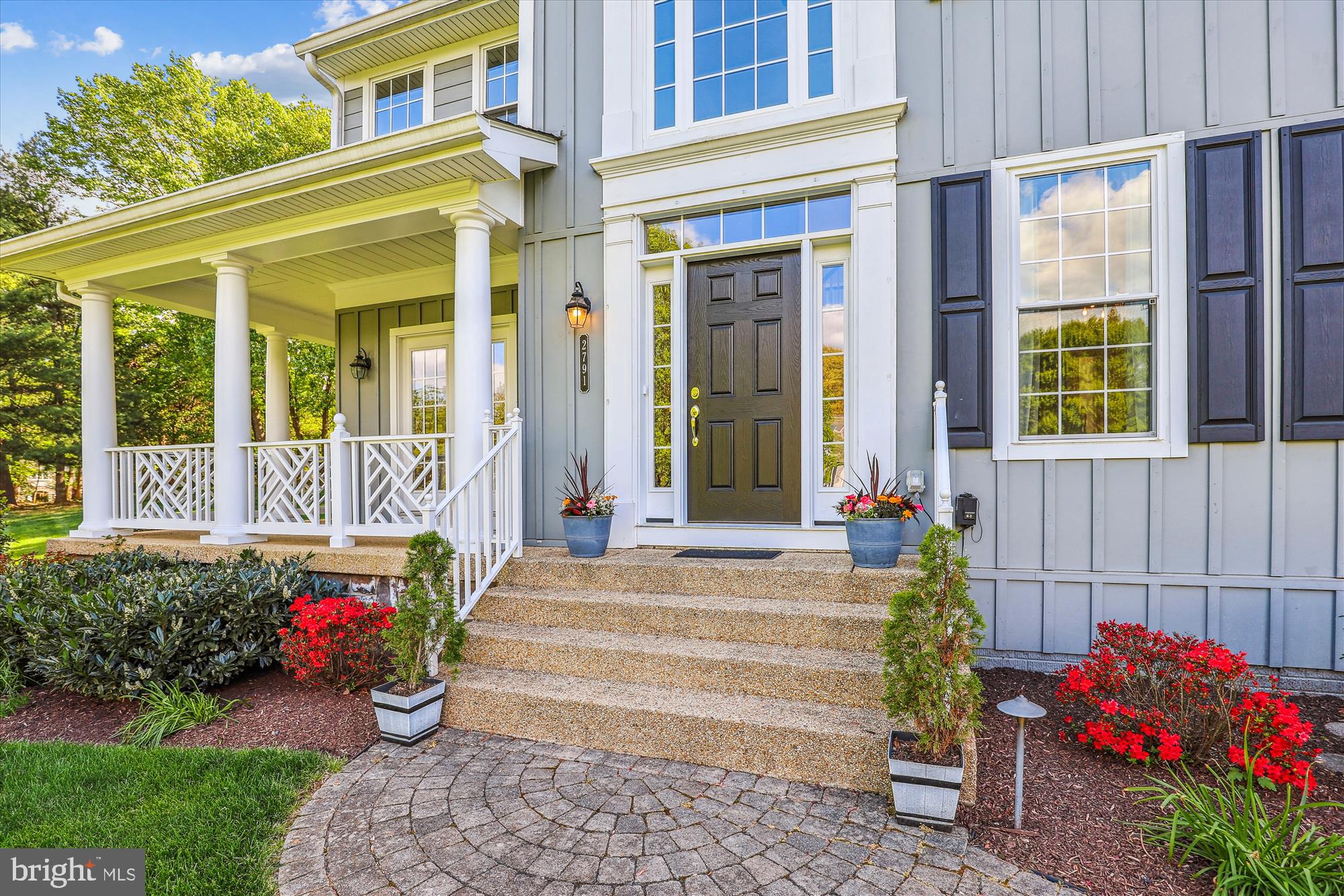 CROSSFIELDS - Residential