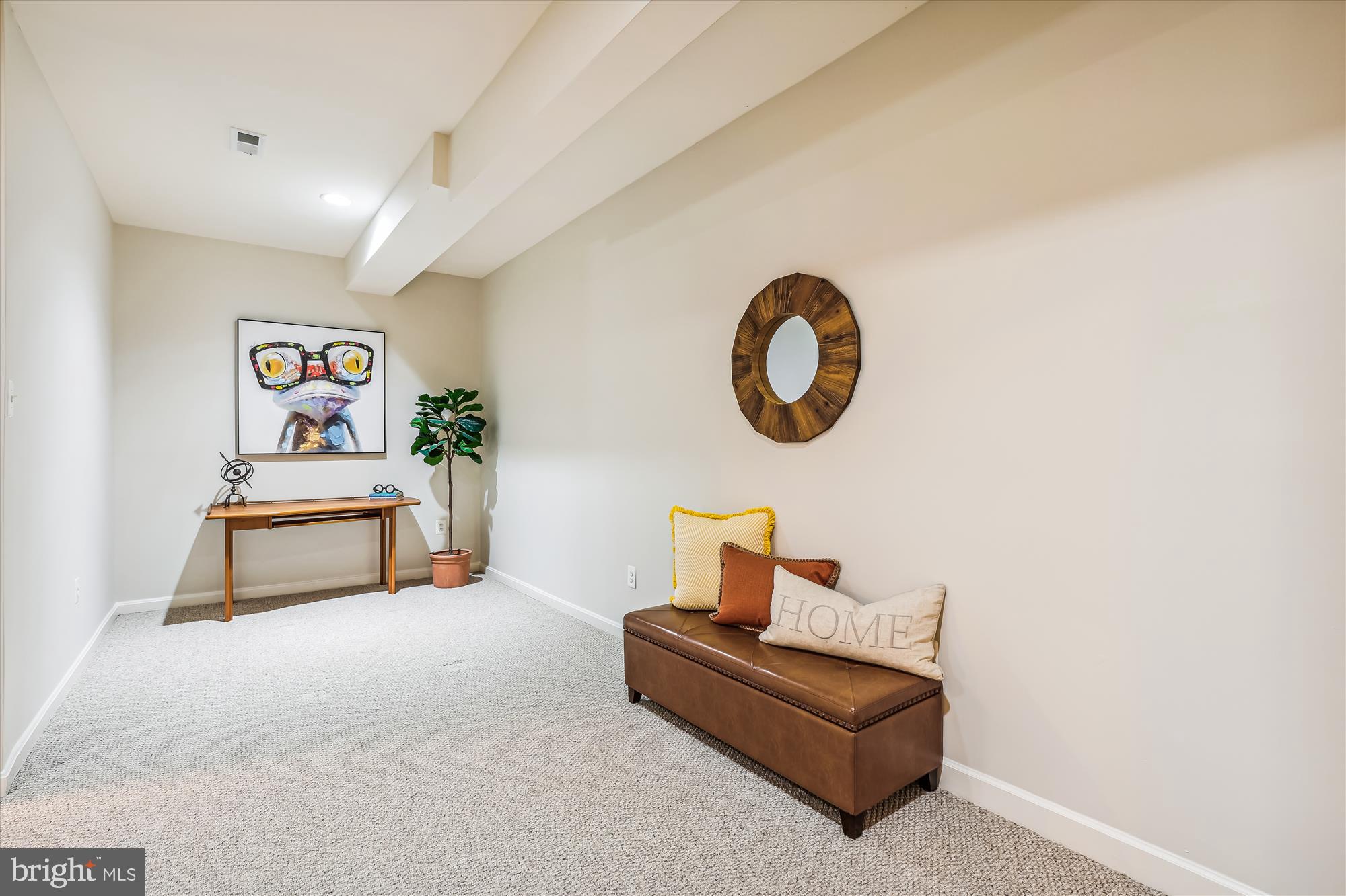 CROSSFIELDS - Residential