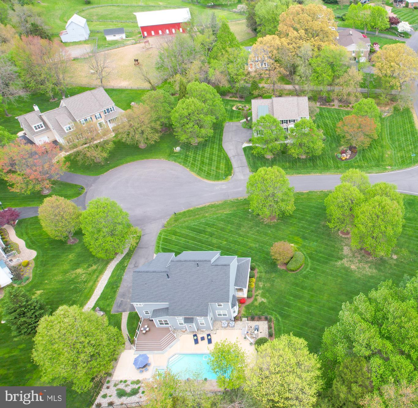 CROSSFIELDS - Residential