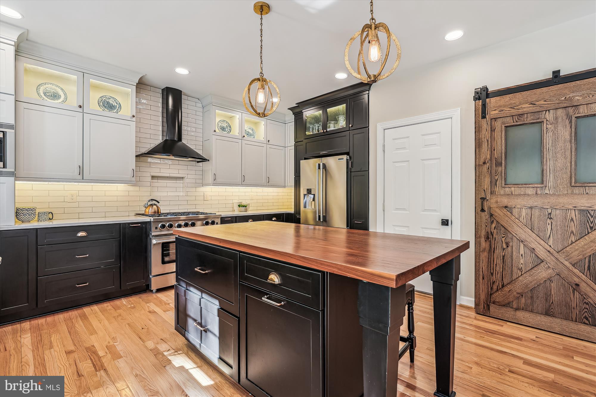 CROSSFIELDS - Residential