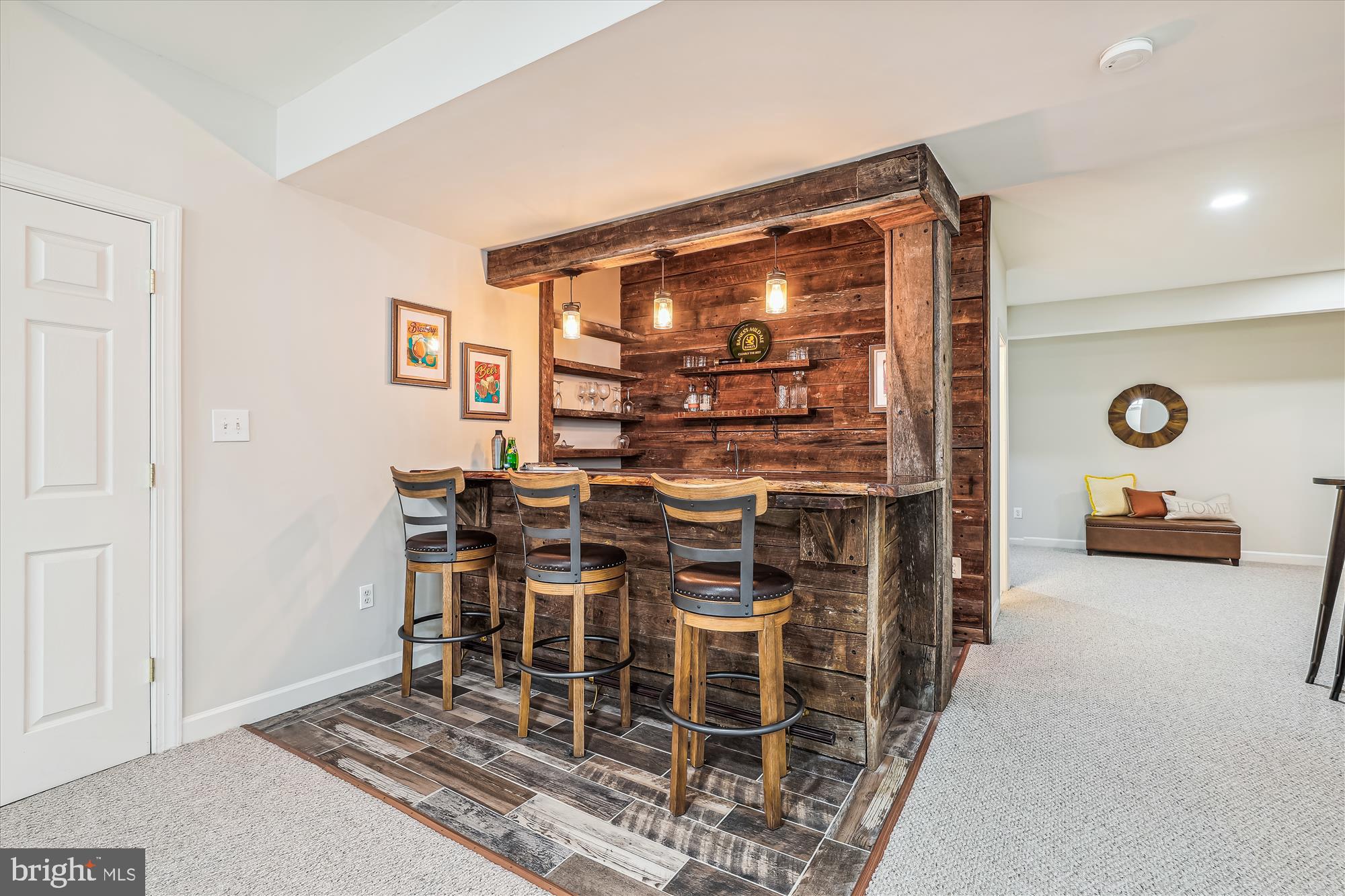 CROSSFIELDS - Residential