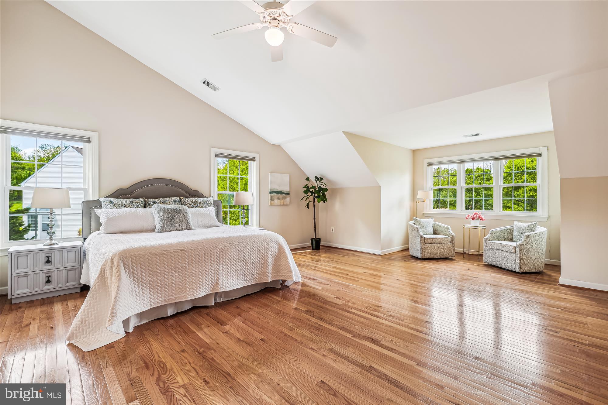 CROSSFIELDS - Residential