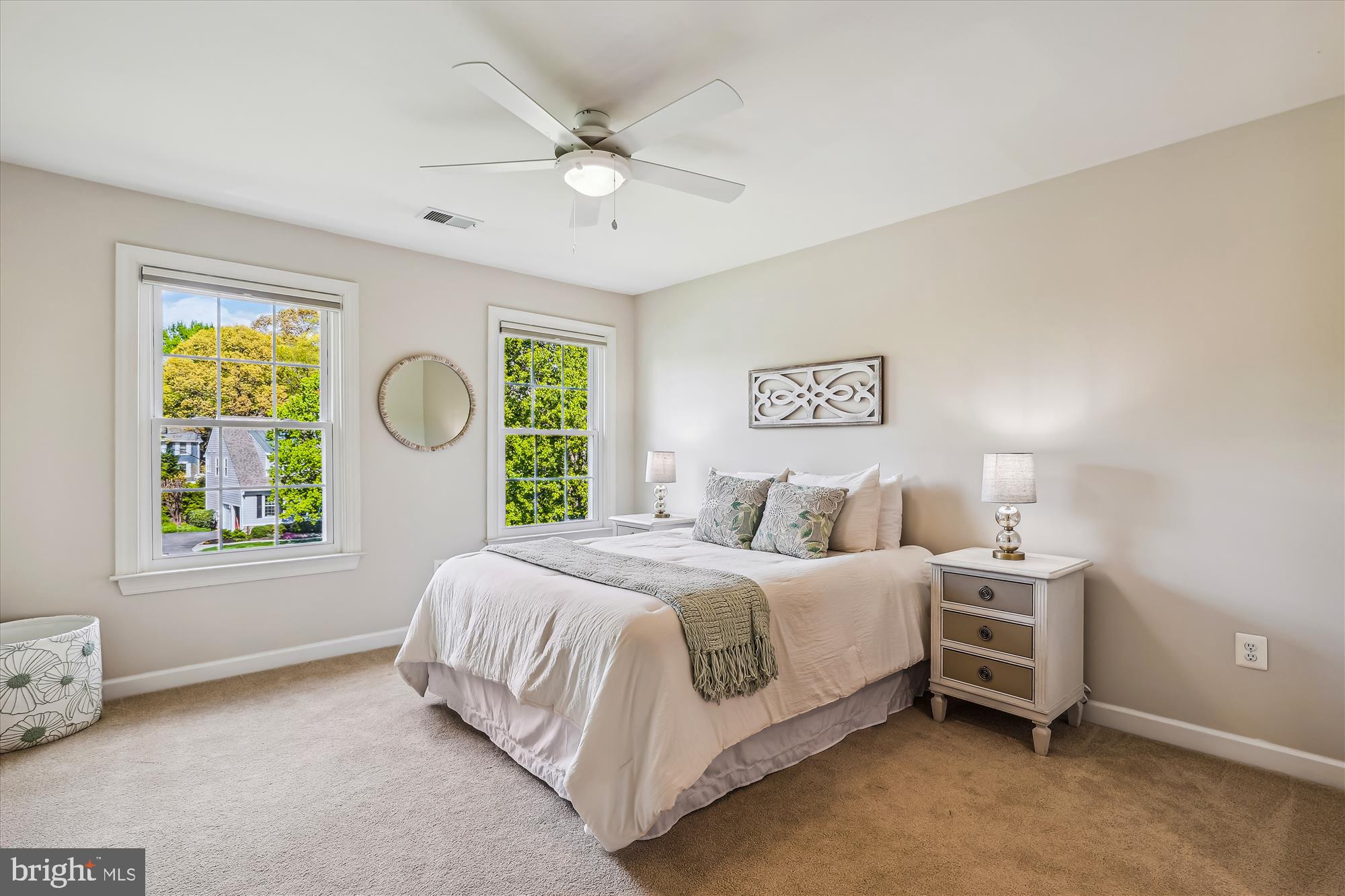 CROSSFIELDS - Residential