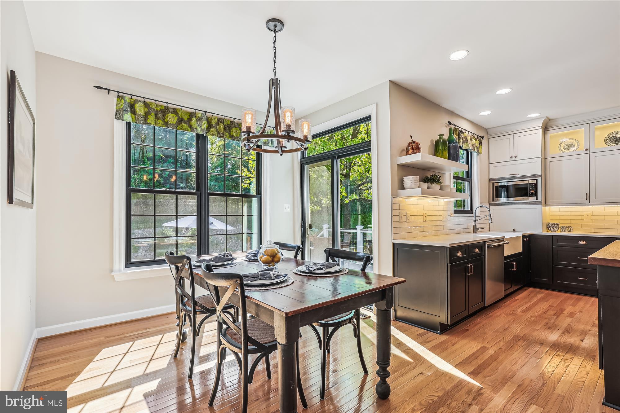 CROSSFIELDS - Residential