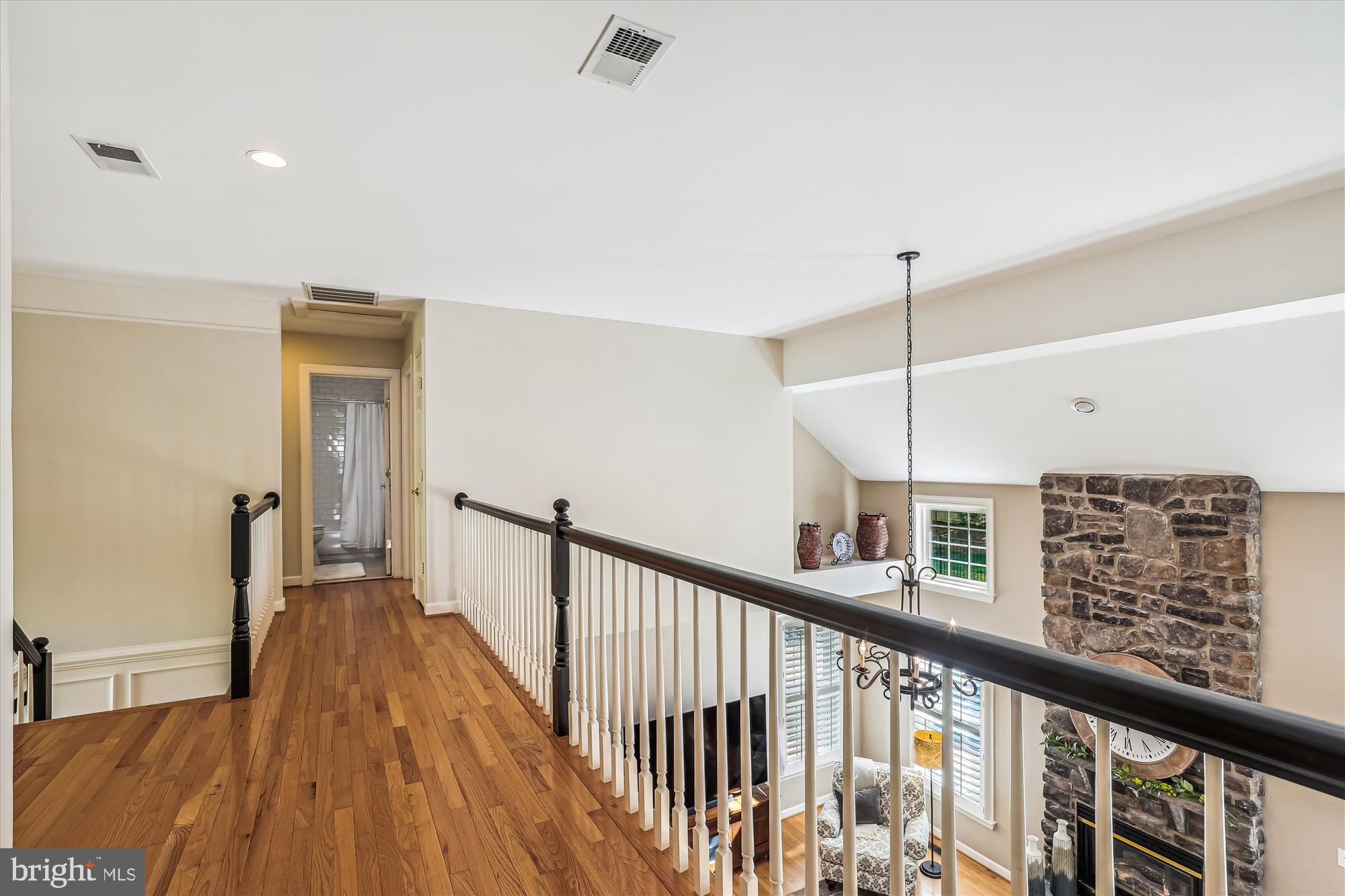 CROSSFIELDS - Residential