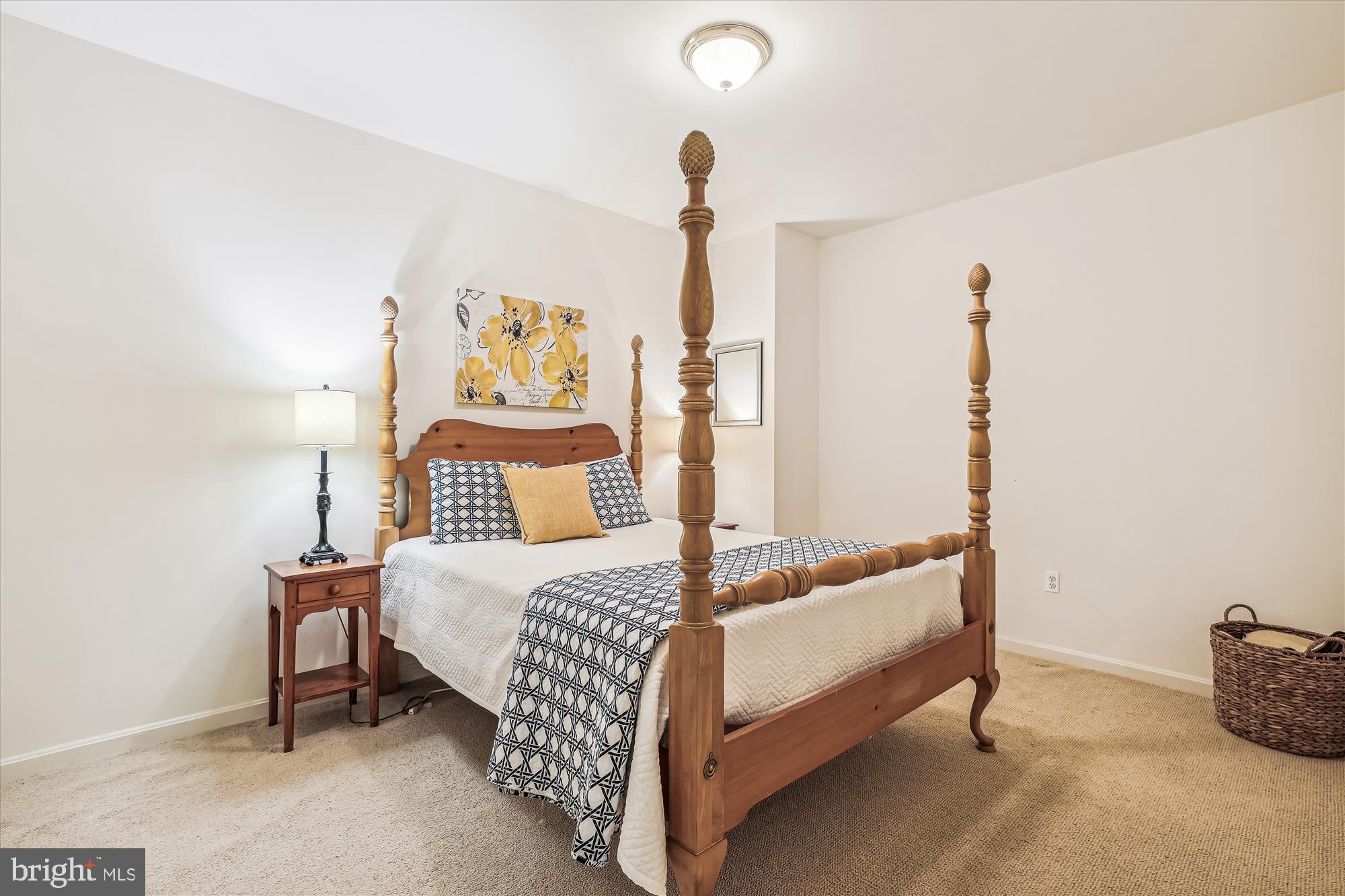 CROSSFIELDS - Residential