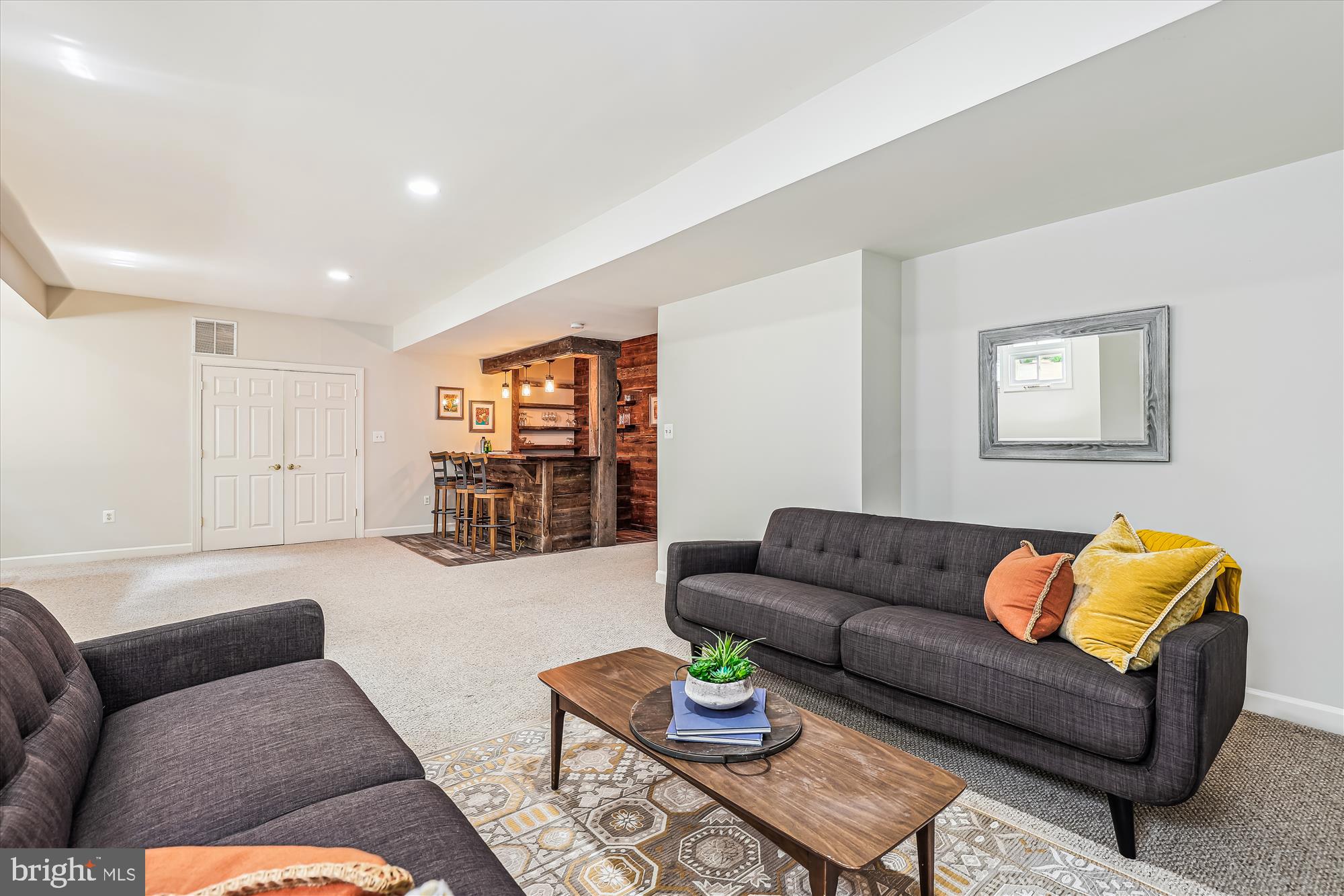 CROSSFIELDS - Residential