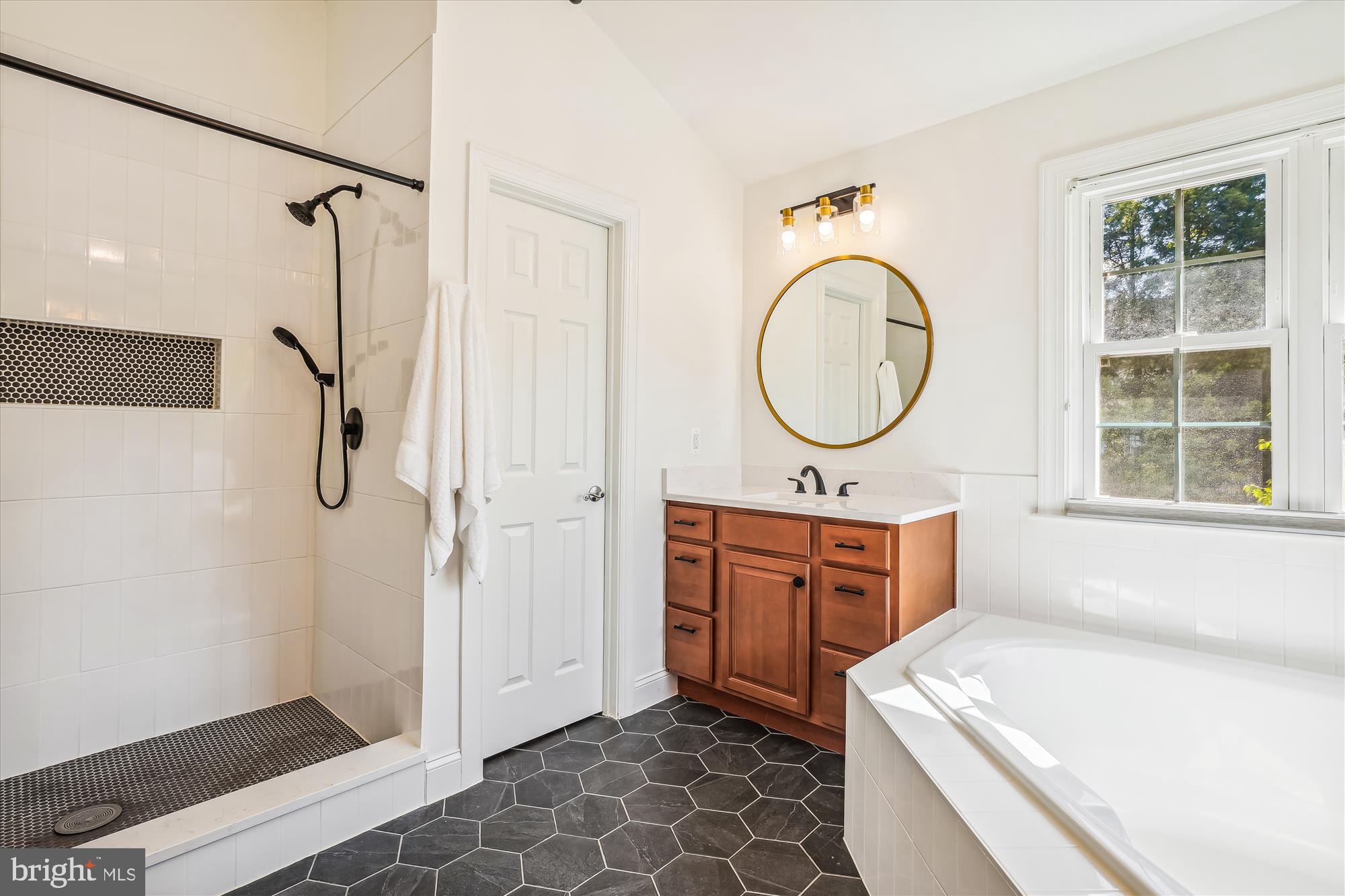 CROSSFIELDS - Residential