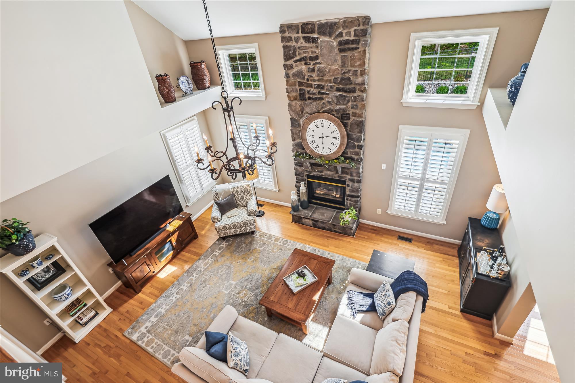 CROSSFIELDS - Residential