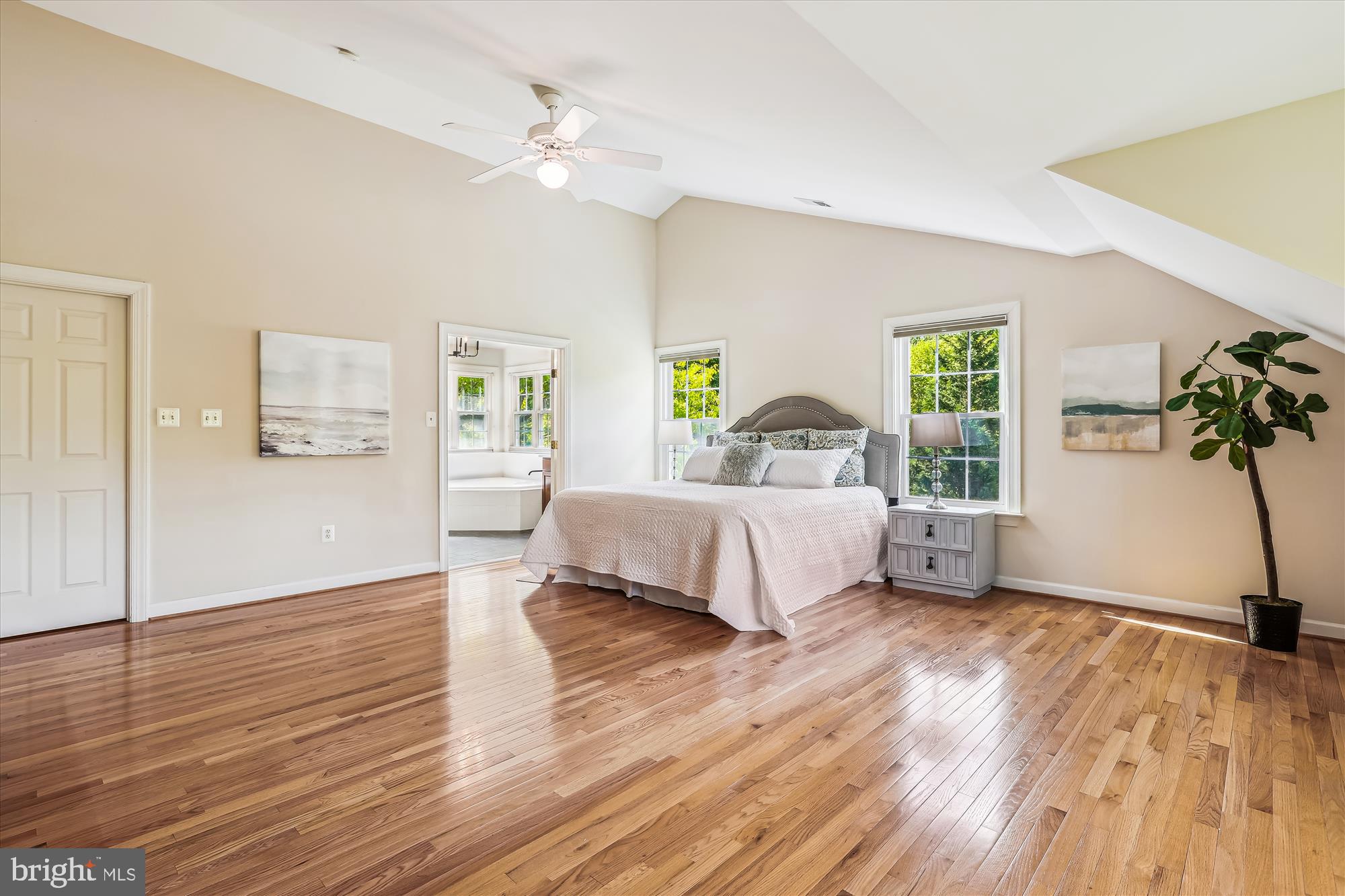 CROSSFIELDS - Residential