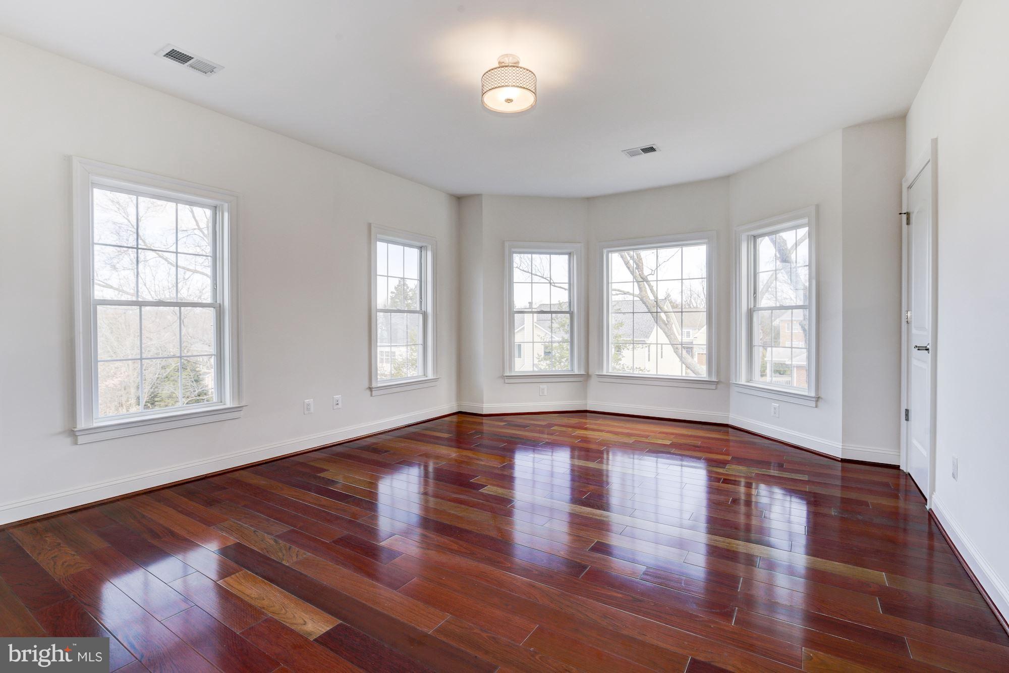 CHESTERBROOK GARDENS - Residential