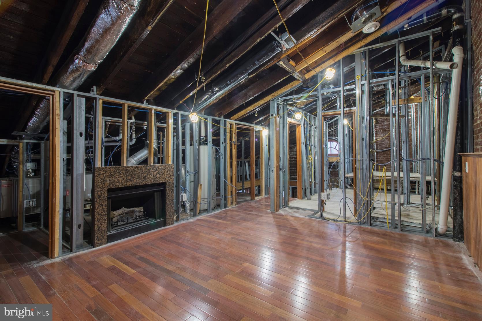 OLD CITY - Residential