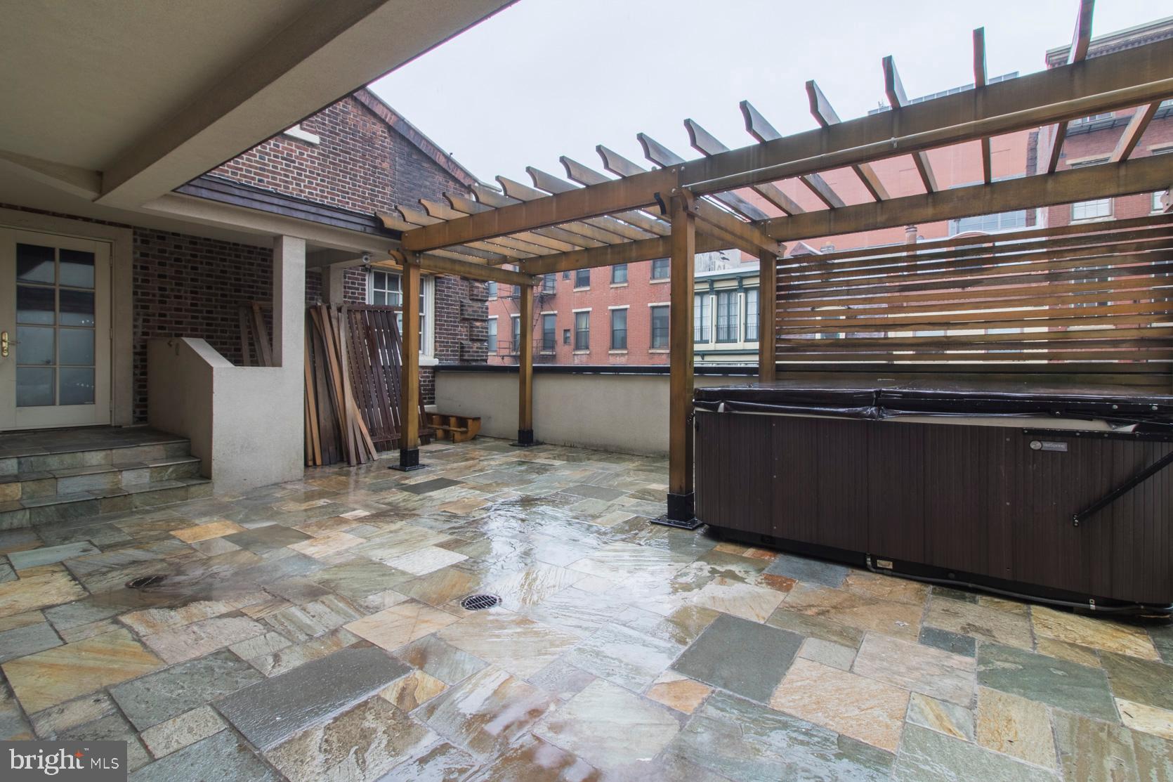 OLD CITY - Residential