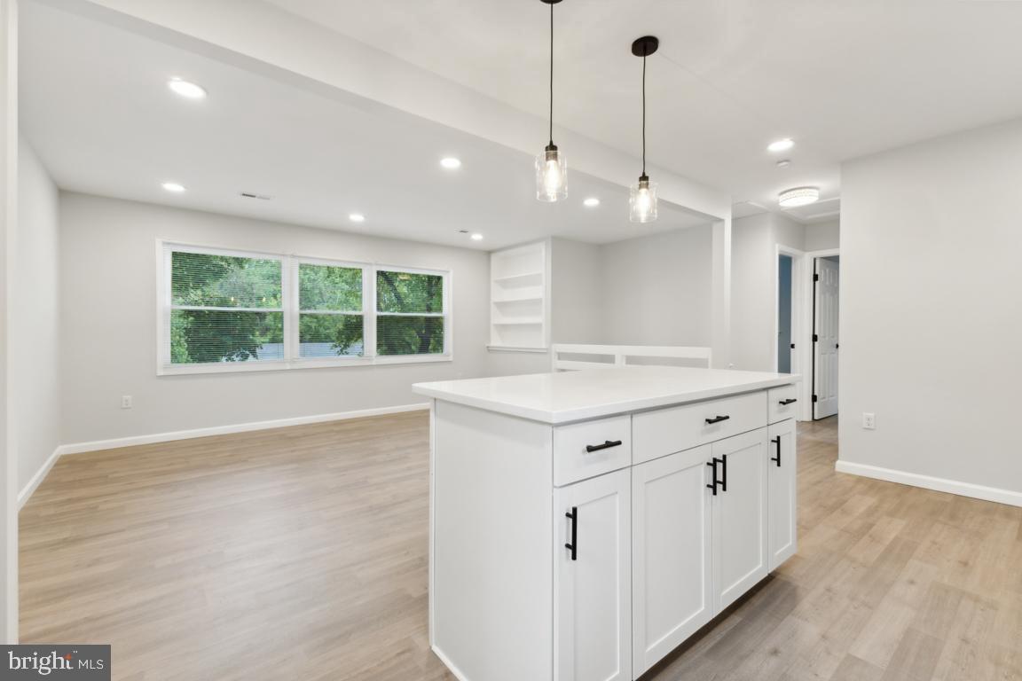 DALE CITY - Residential