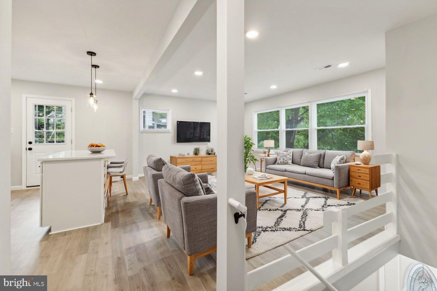 DALE CITY - Residential