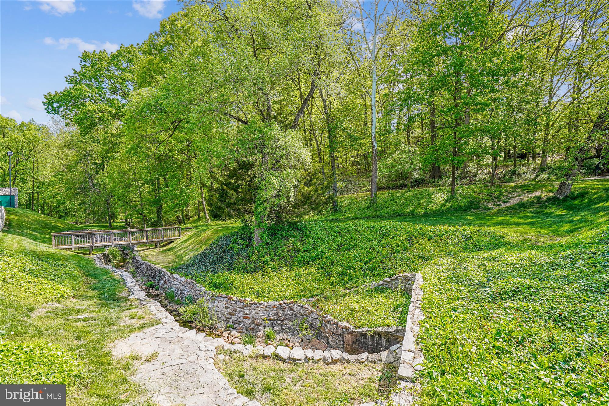 WINDY HILL AT LINCOLNIA - Residential