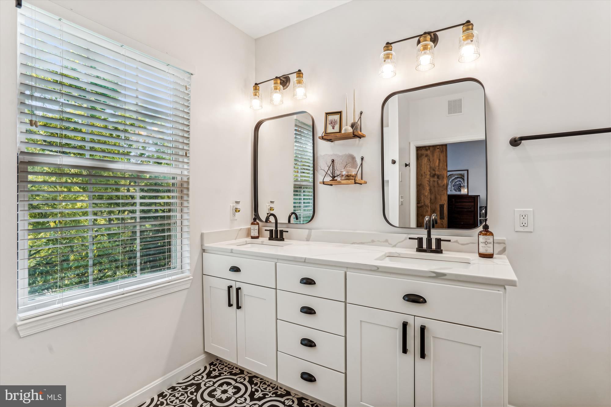 WINDY HILL AT LINCOLNIA - Residential