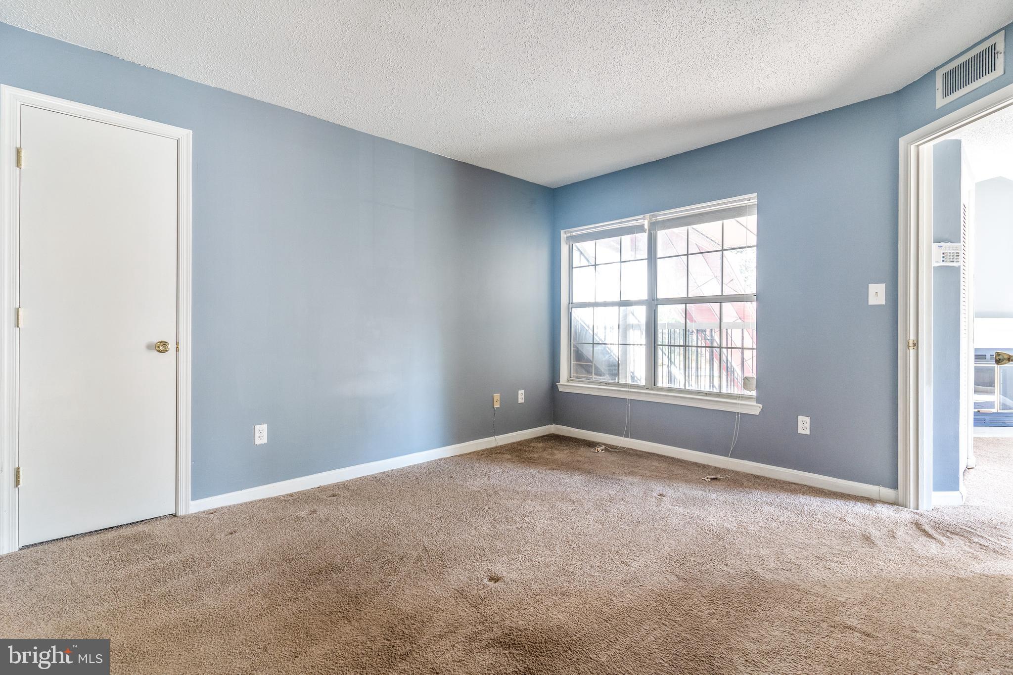 THE VISTAS - Residential Lease