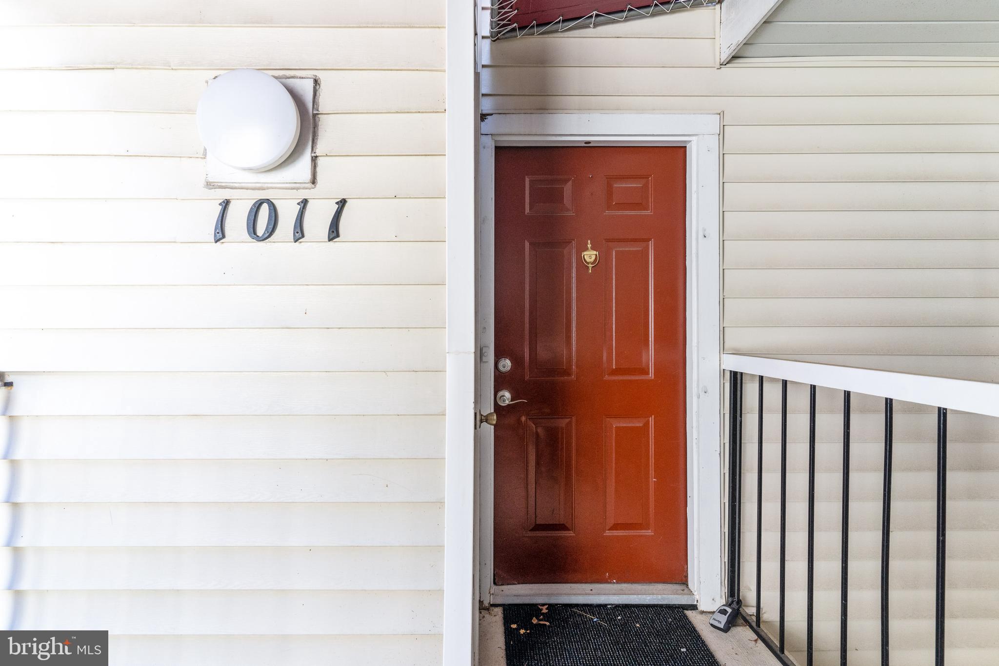 THE VISTAS - Residential Lease