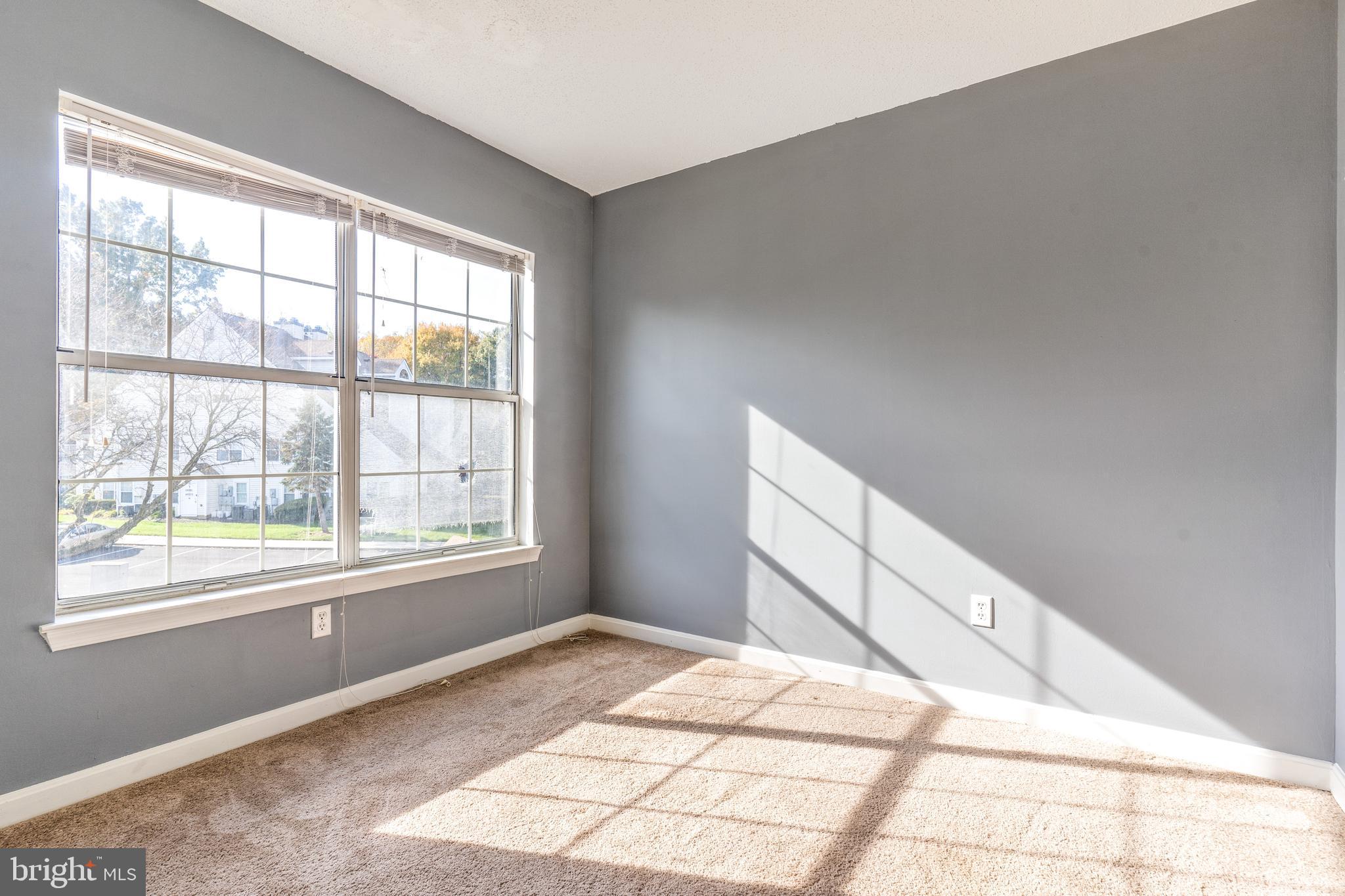 THE VISTAS - Residential Lease