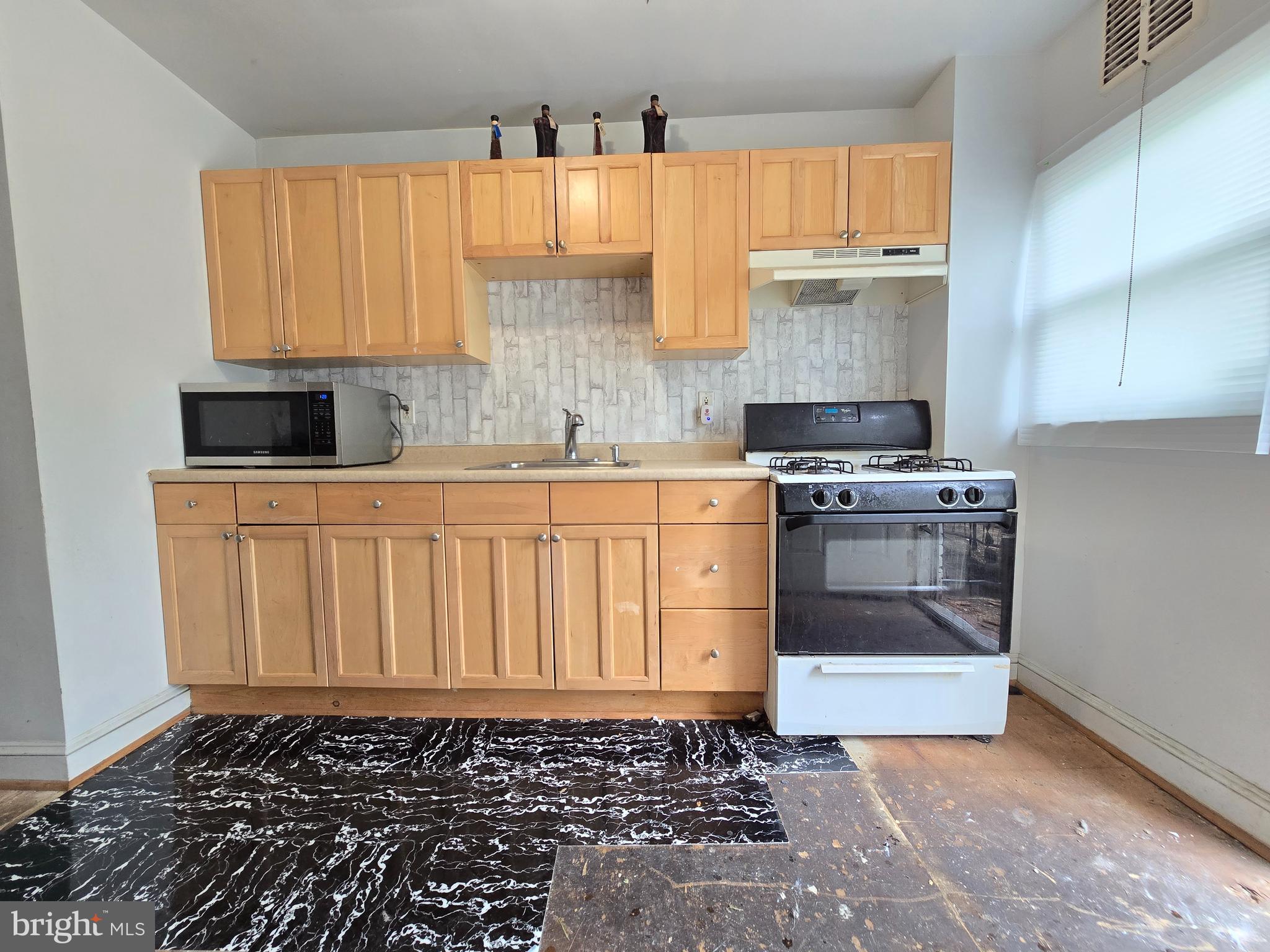 GOVANS - Residential