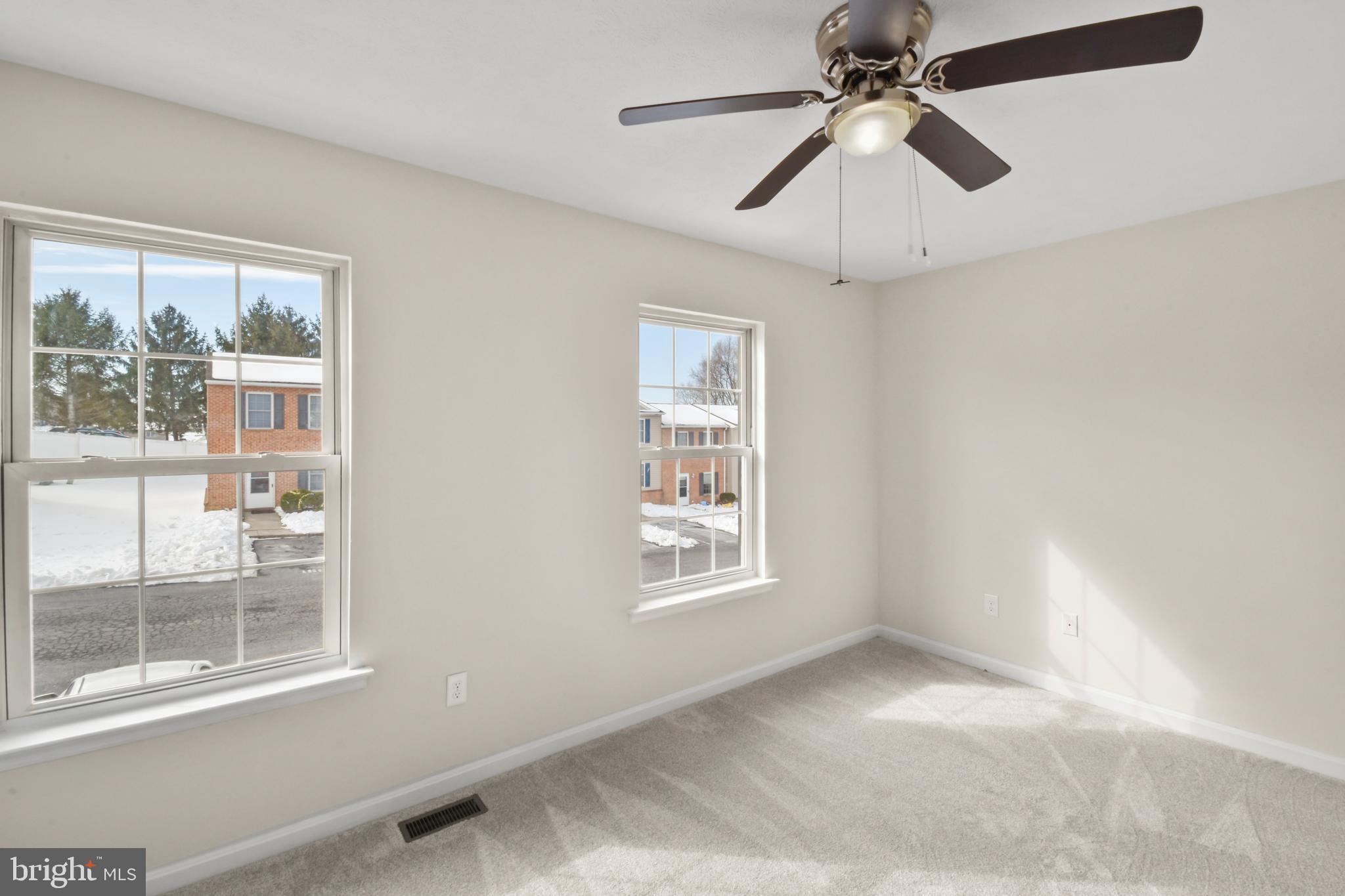 SUNSET VILLAS - Residential