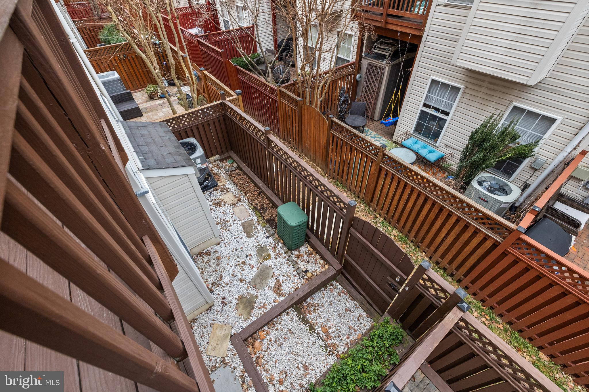 CAMERON STATION - Residential