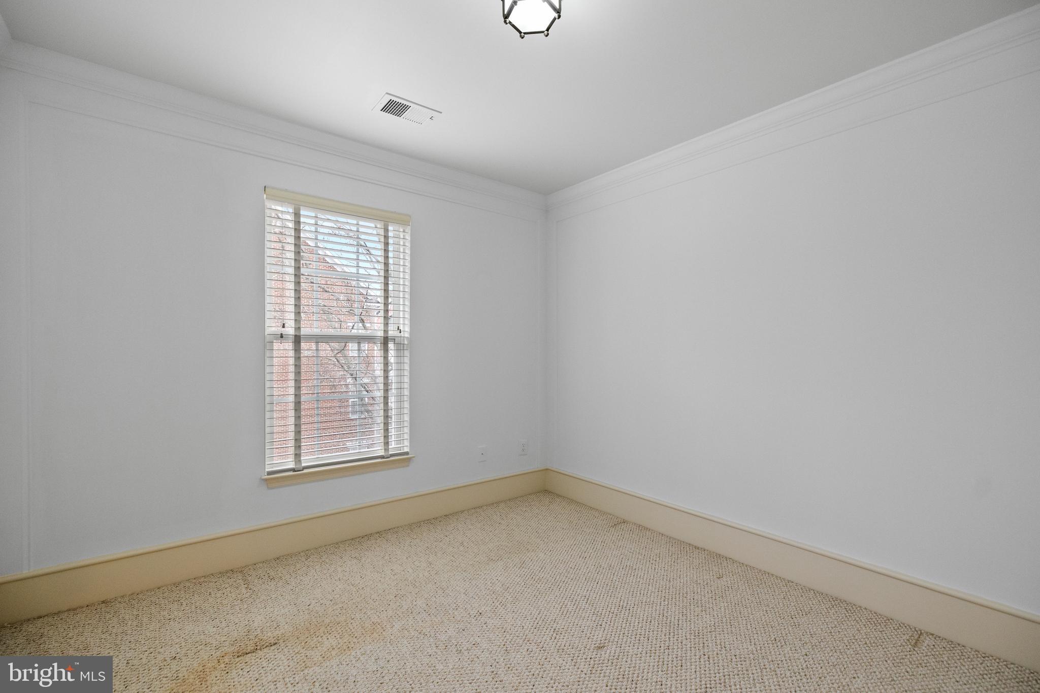 CAMERON STATION - Residential