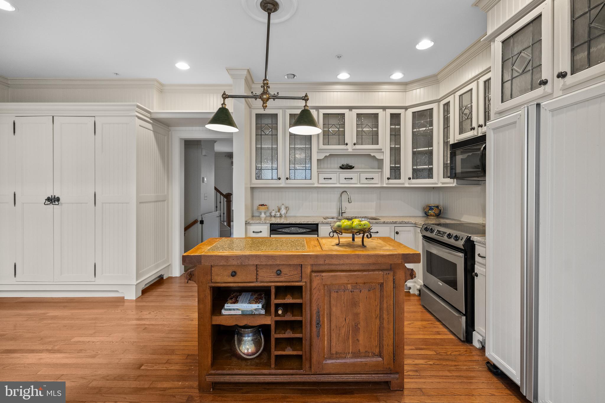 CAMERON STATION - Residential