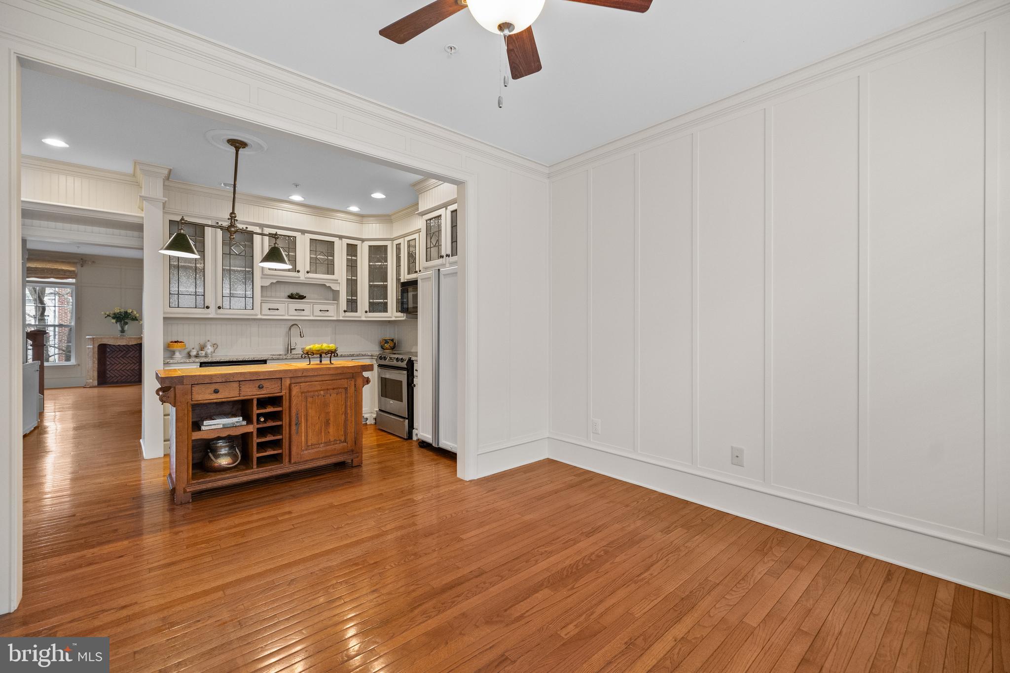 CAMERON STATION - Residential