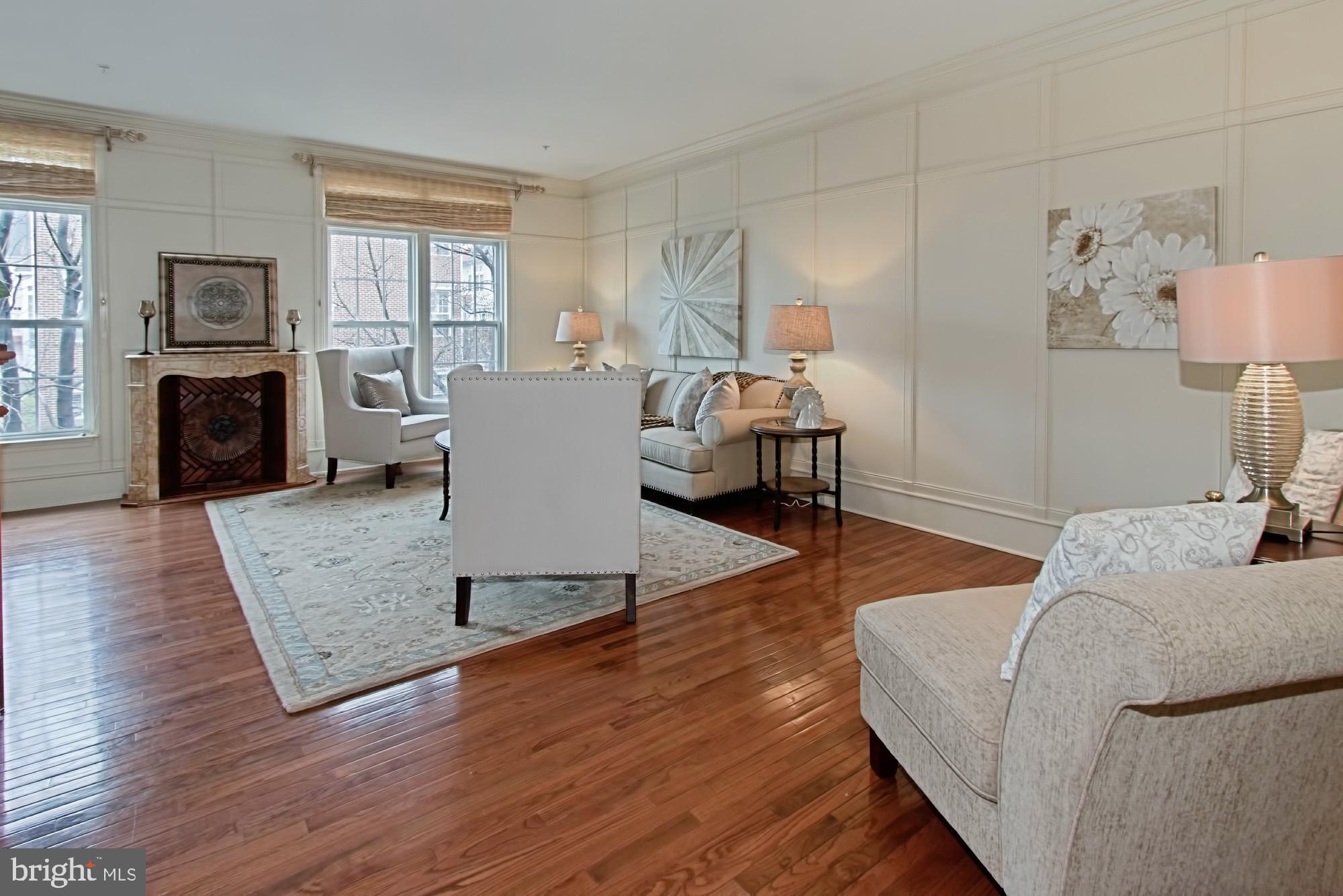 CAMERON STATION - Residential