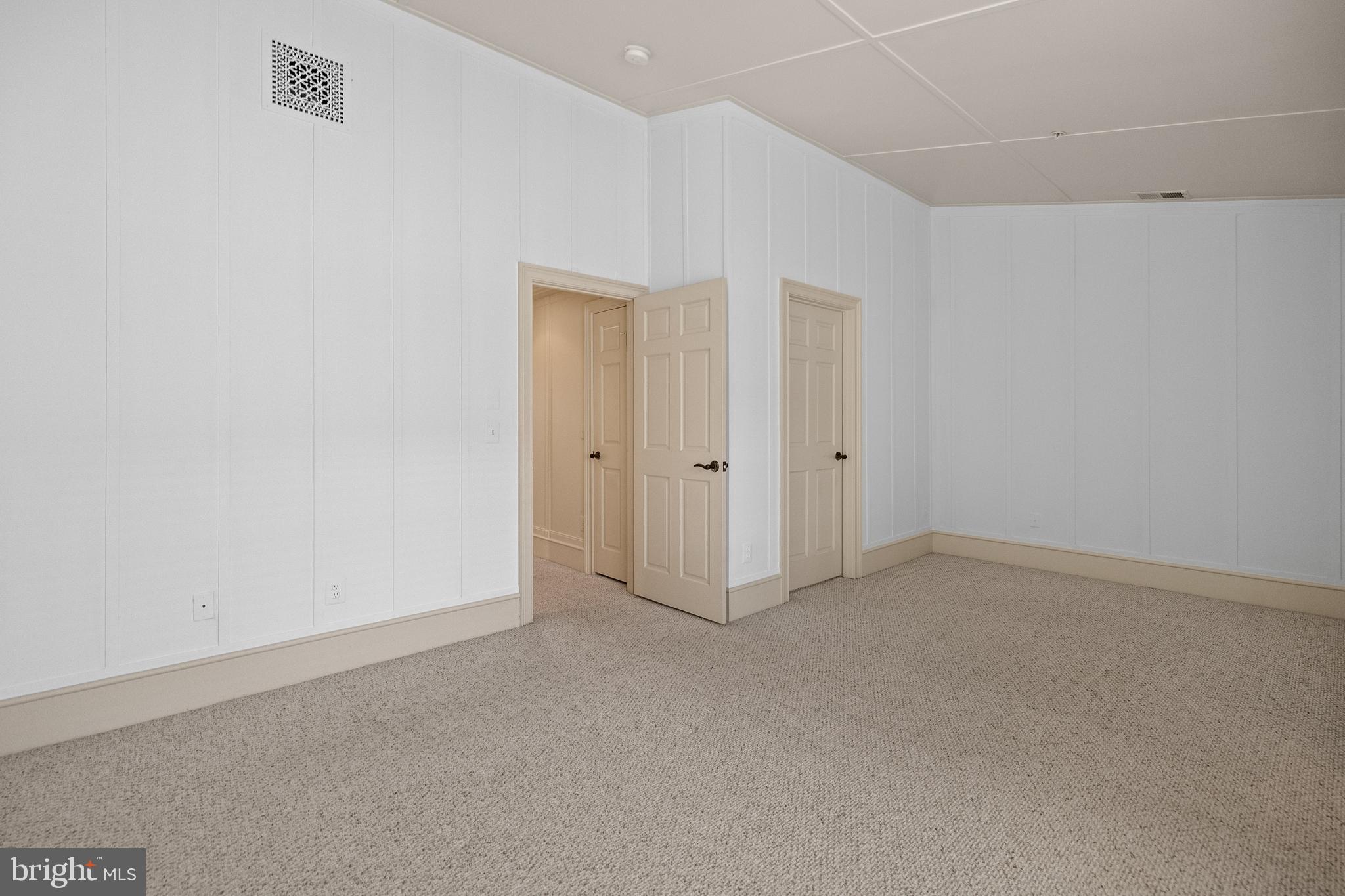 CAMERON STATION - Residential